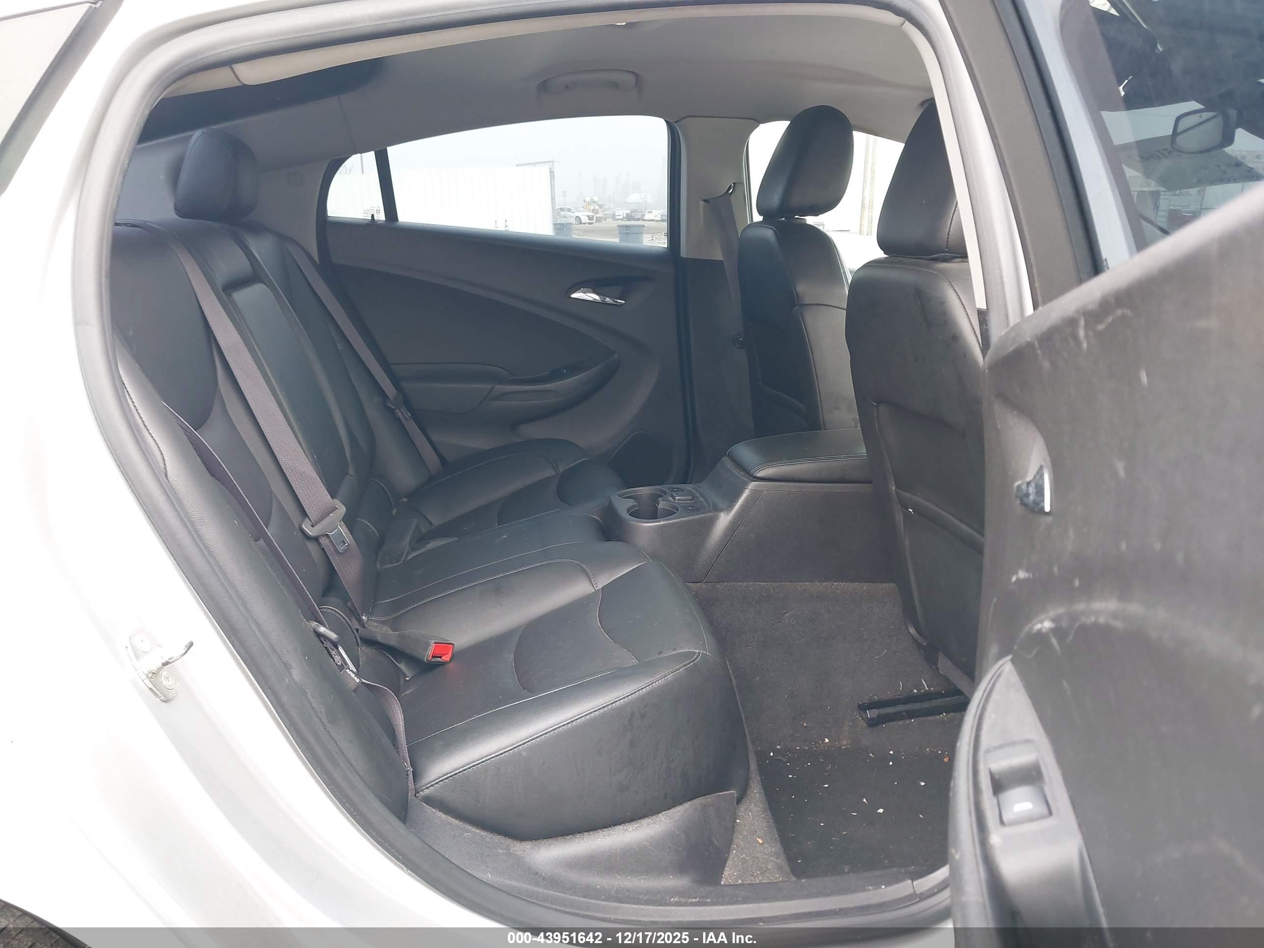 CHEVROLET VOLT image 8