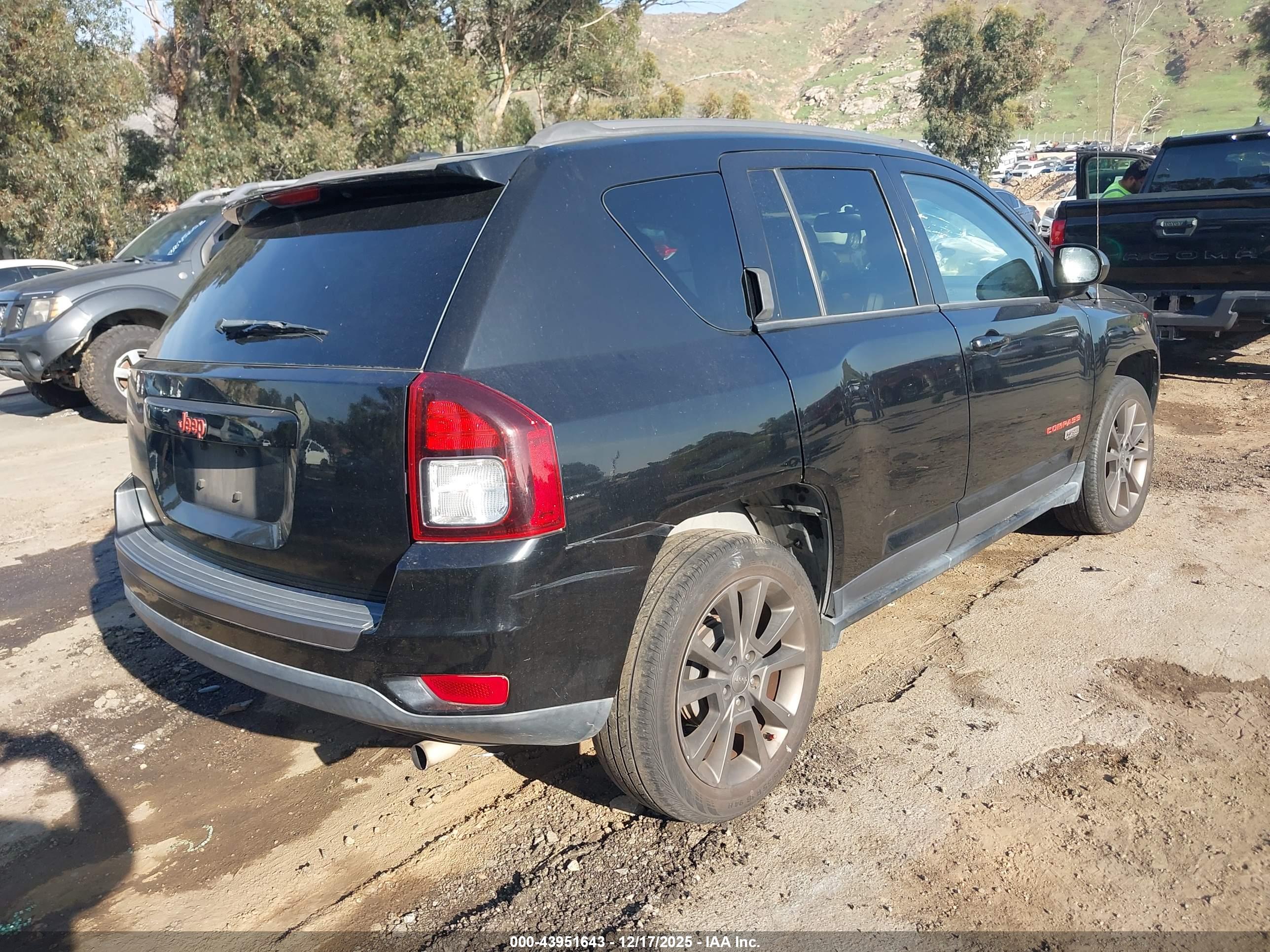 JEEP COMPASS image 4