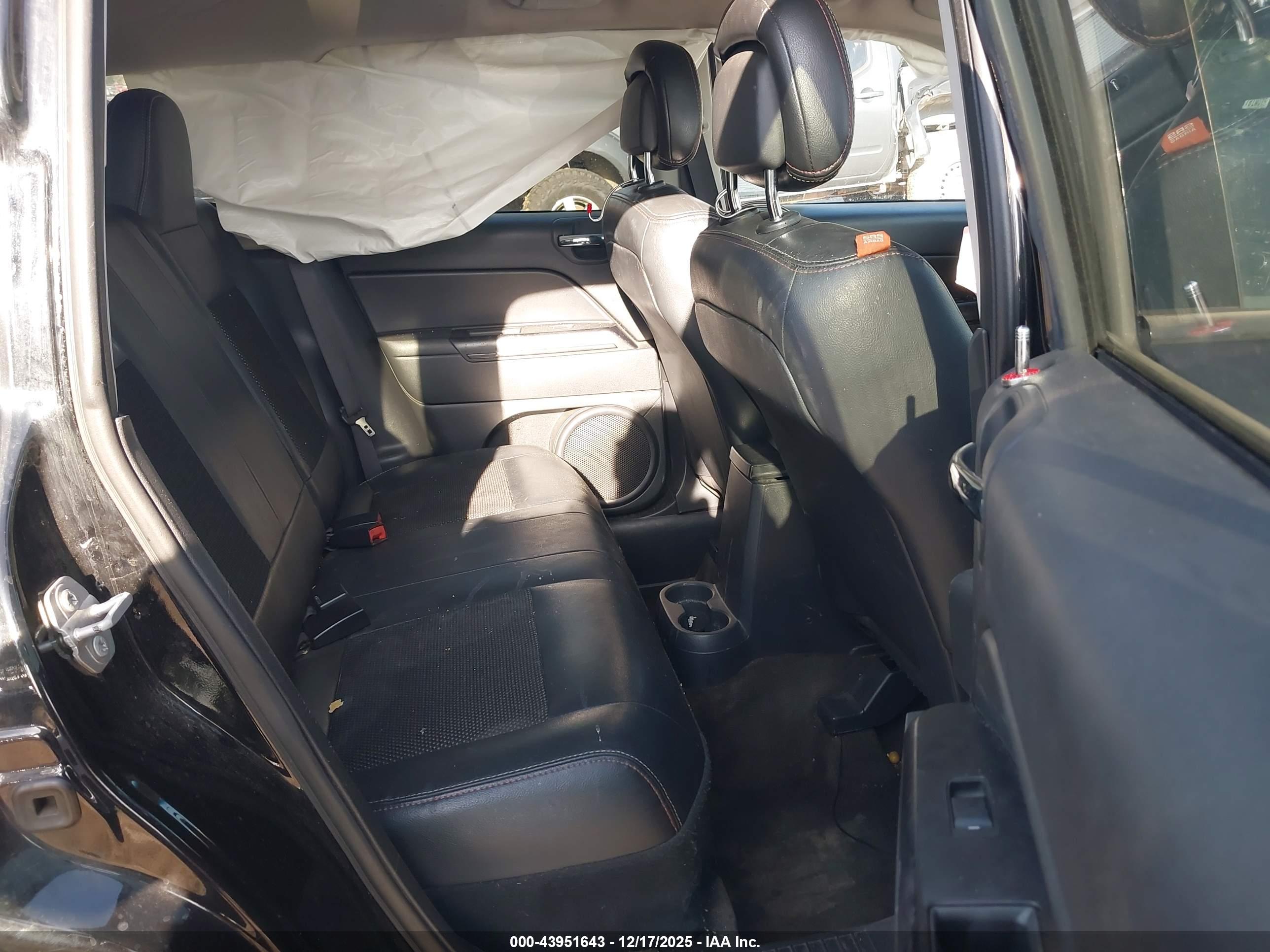 JEEP COMPASS image 8