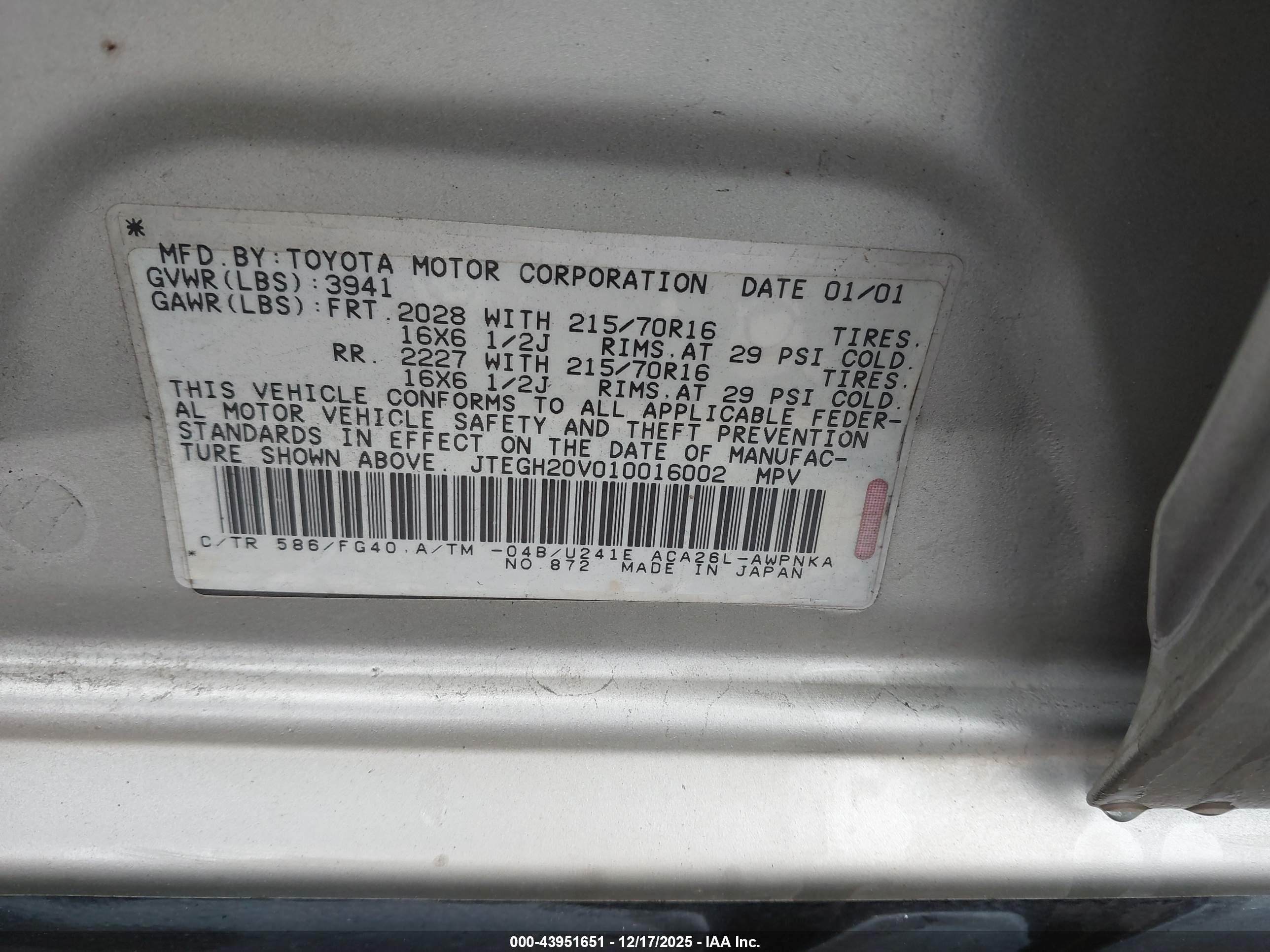TOYOTA RAV4 image 9