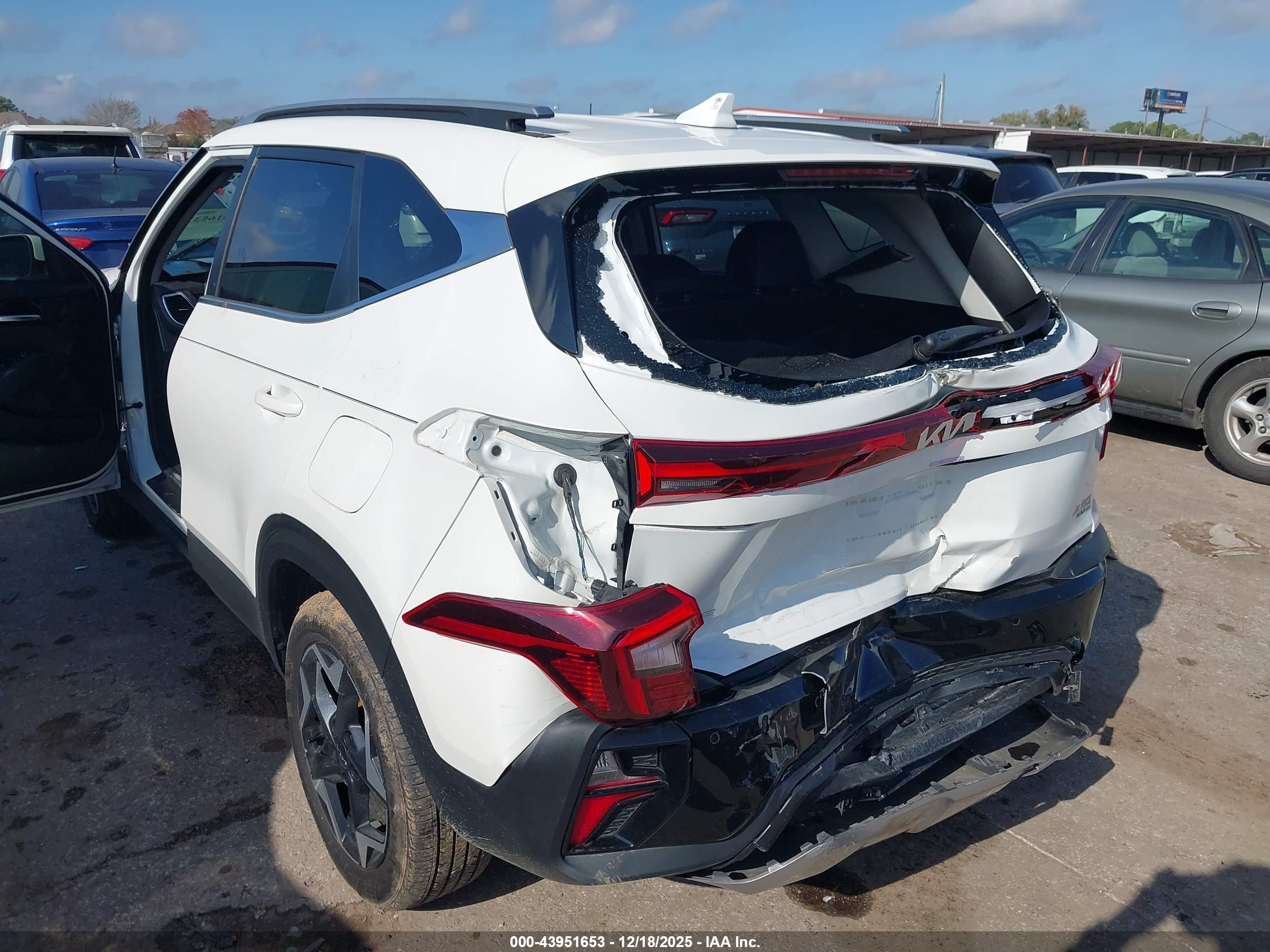 KIA SELTOS image 6