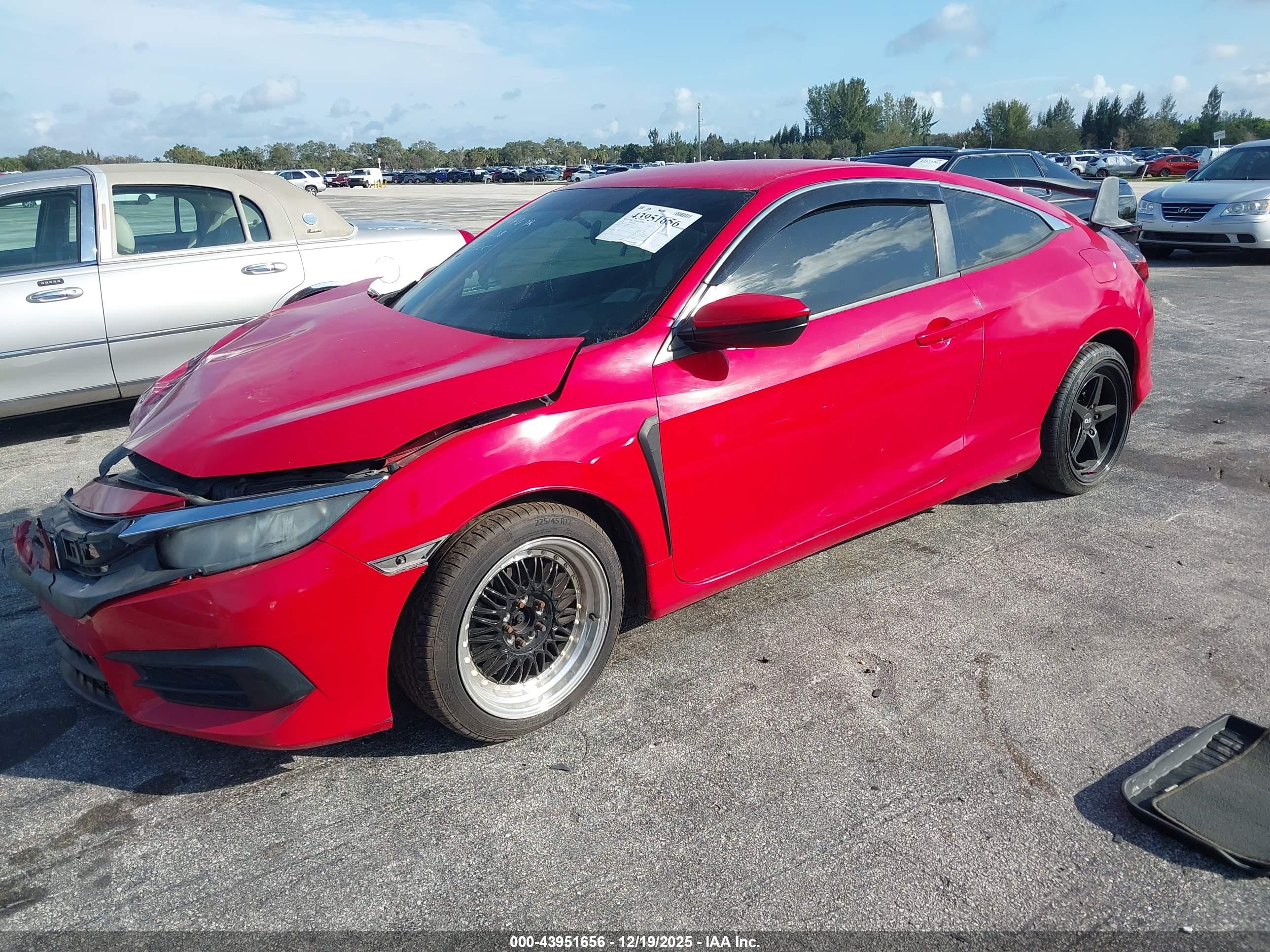 HONDA CIVIC image 2
