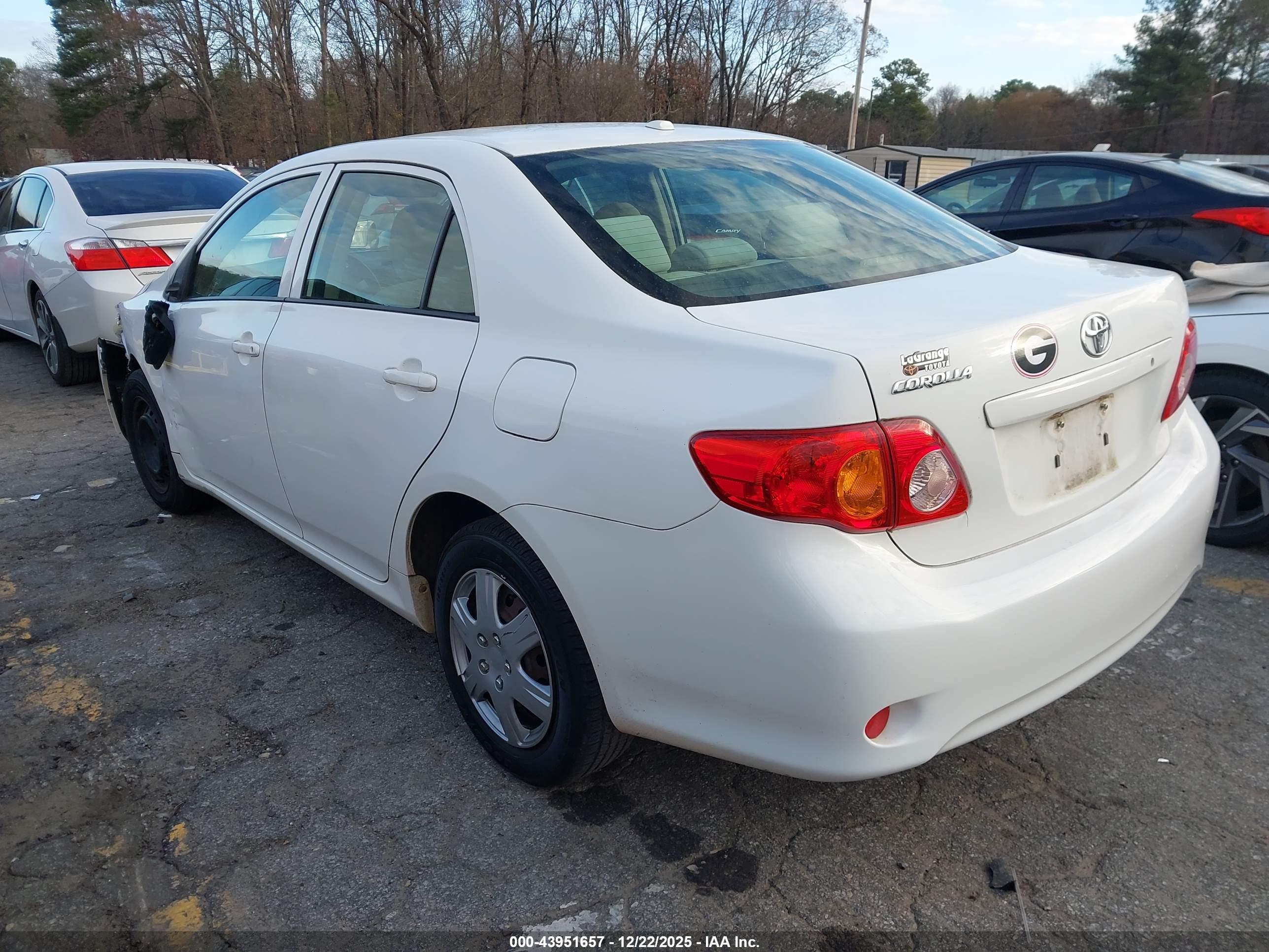 TOYOTA COROLLA image 3