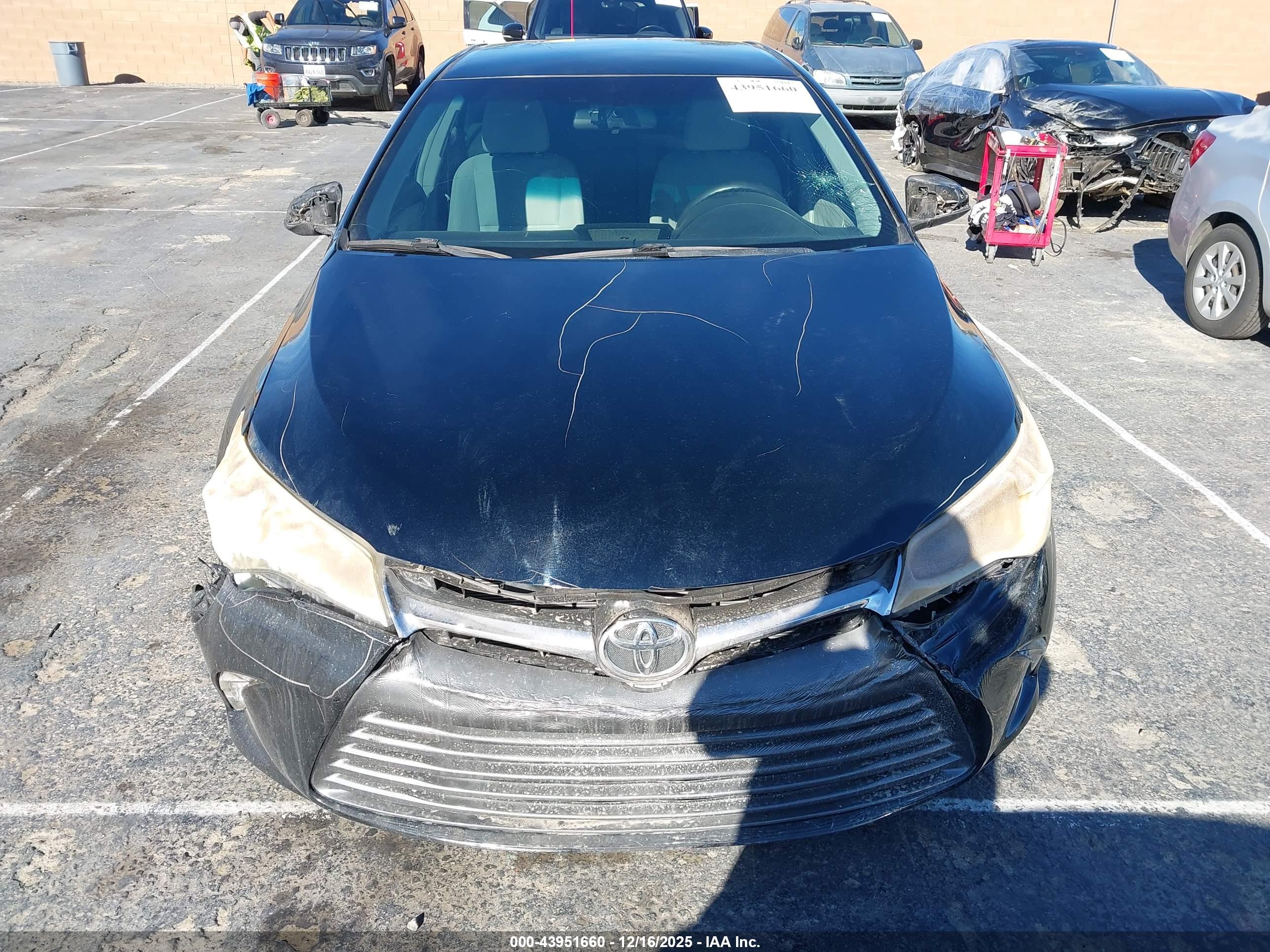 TOYOTA CAMRY image 6
