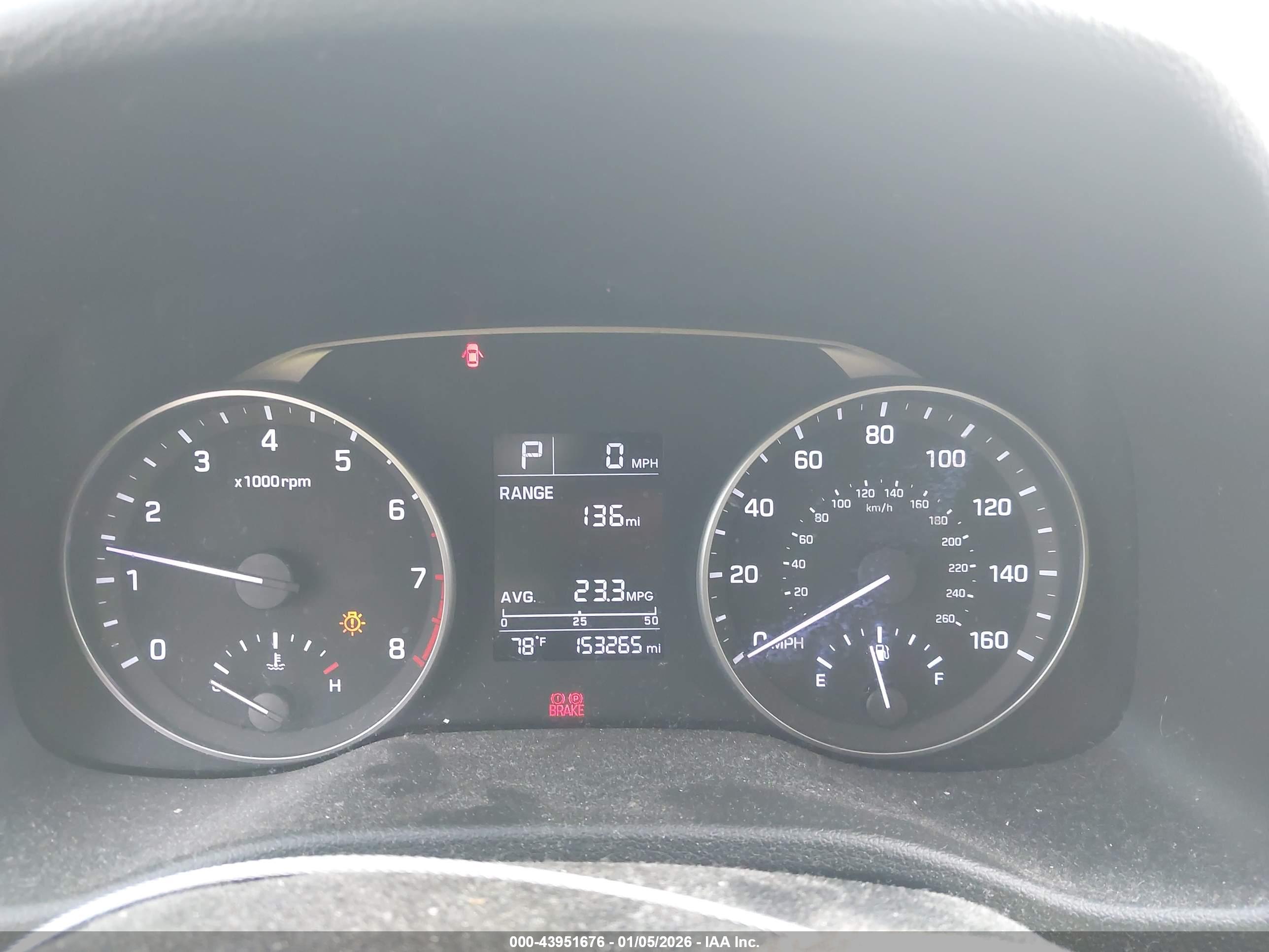 HYUNDAI ELANTRA image 7