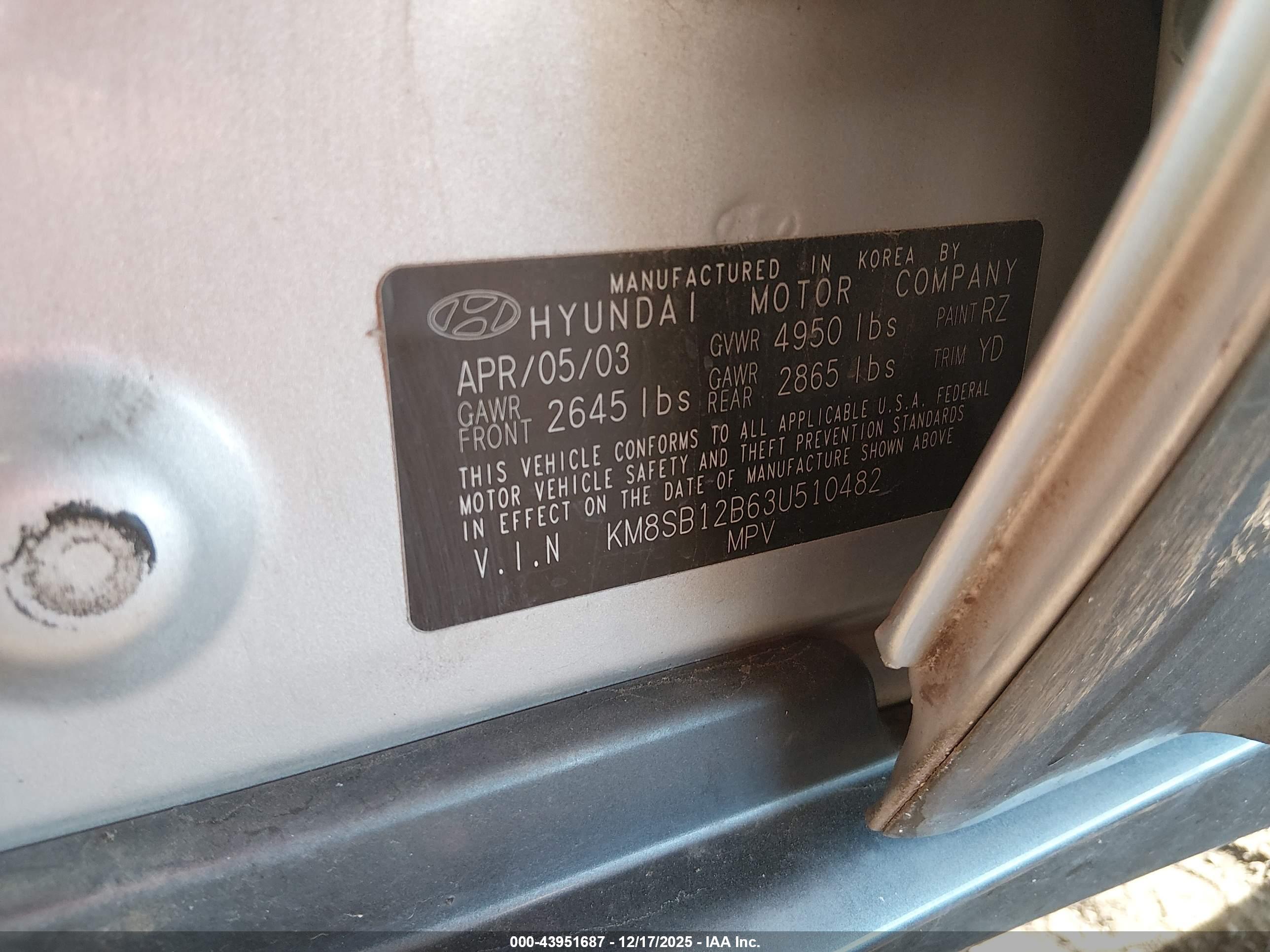 HYUNDAI SANTA image 9