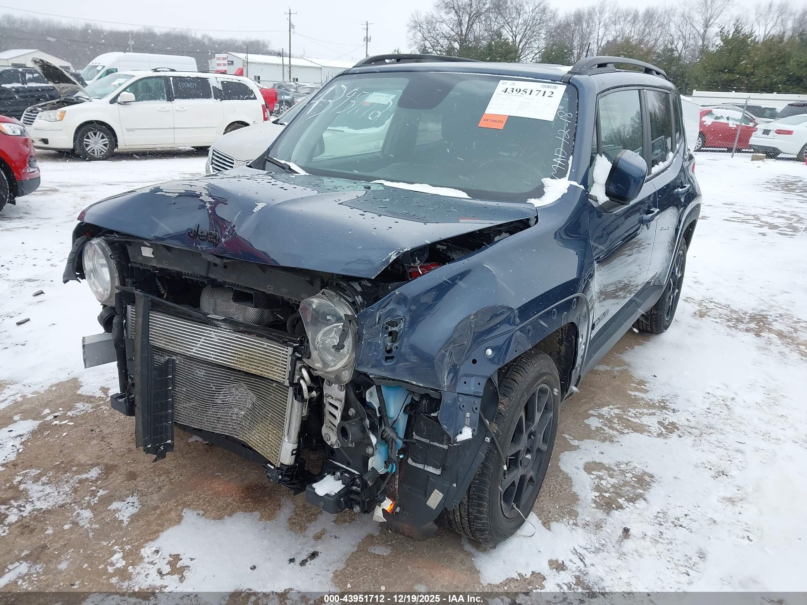 JEEP RENEGADE image 6