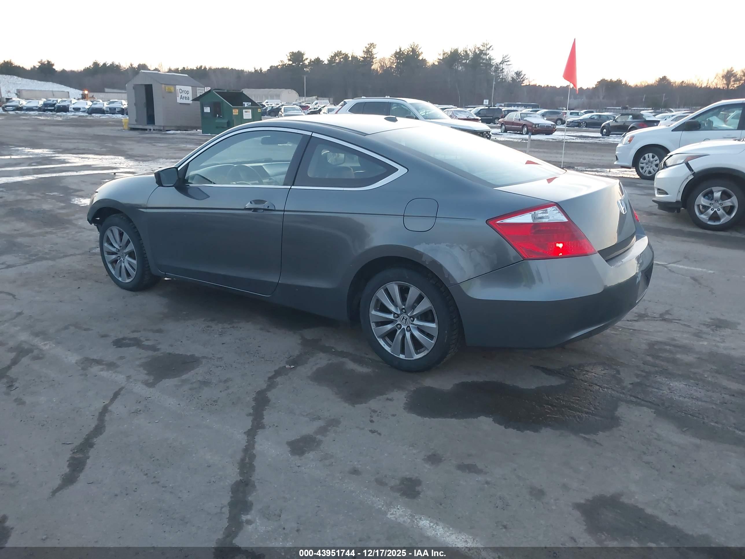 HONDA ACCORD image 3