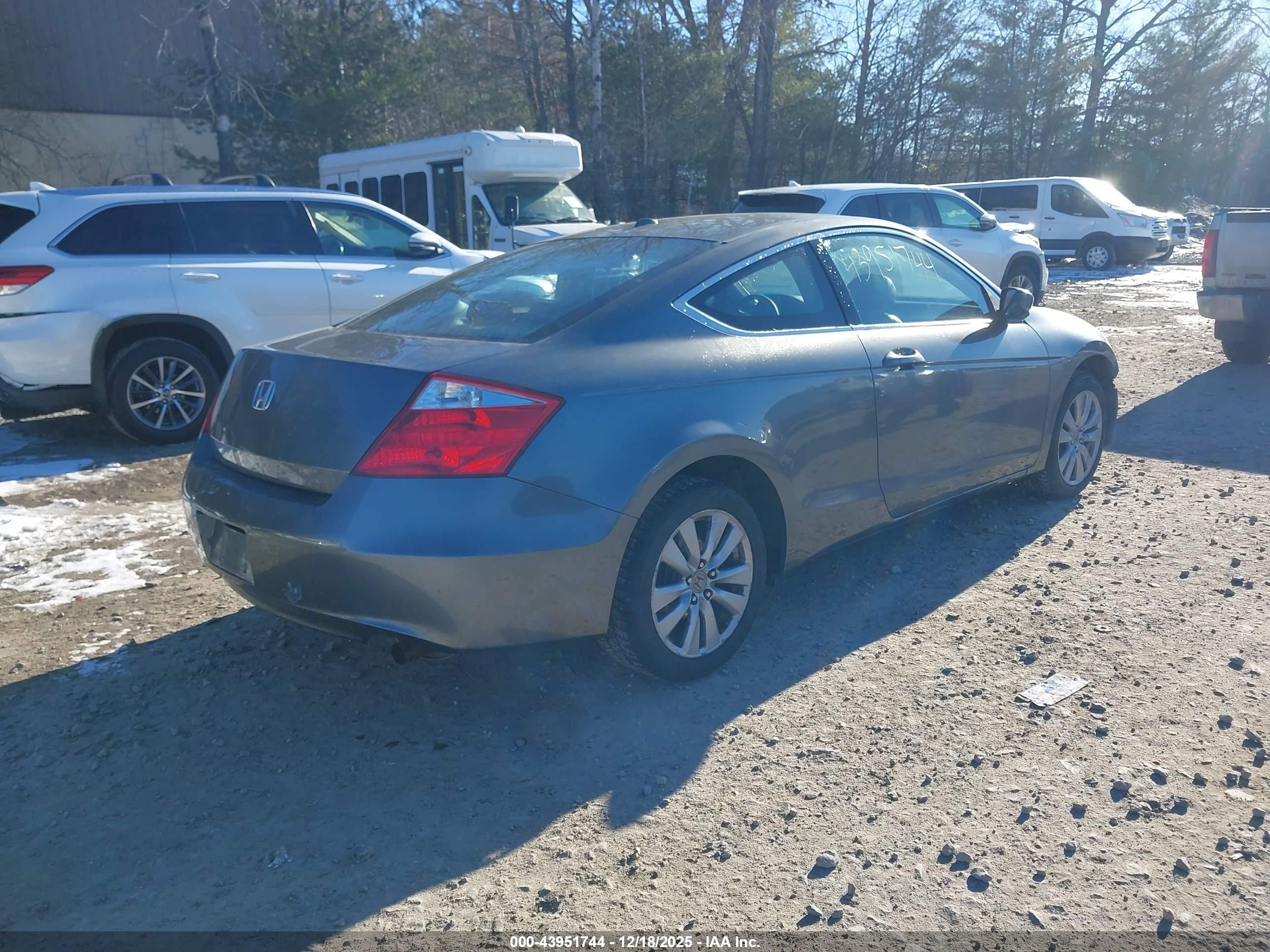 HONDA ACCORD image 4