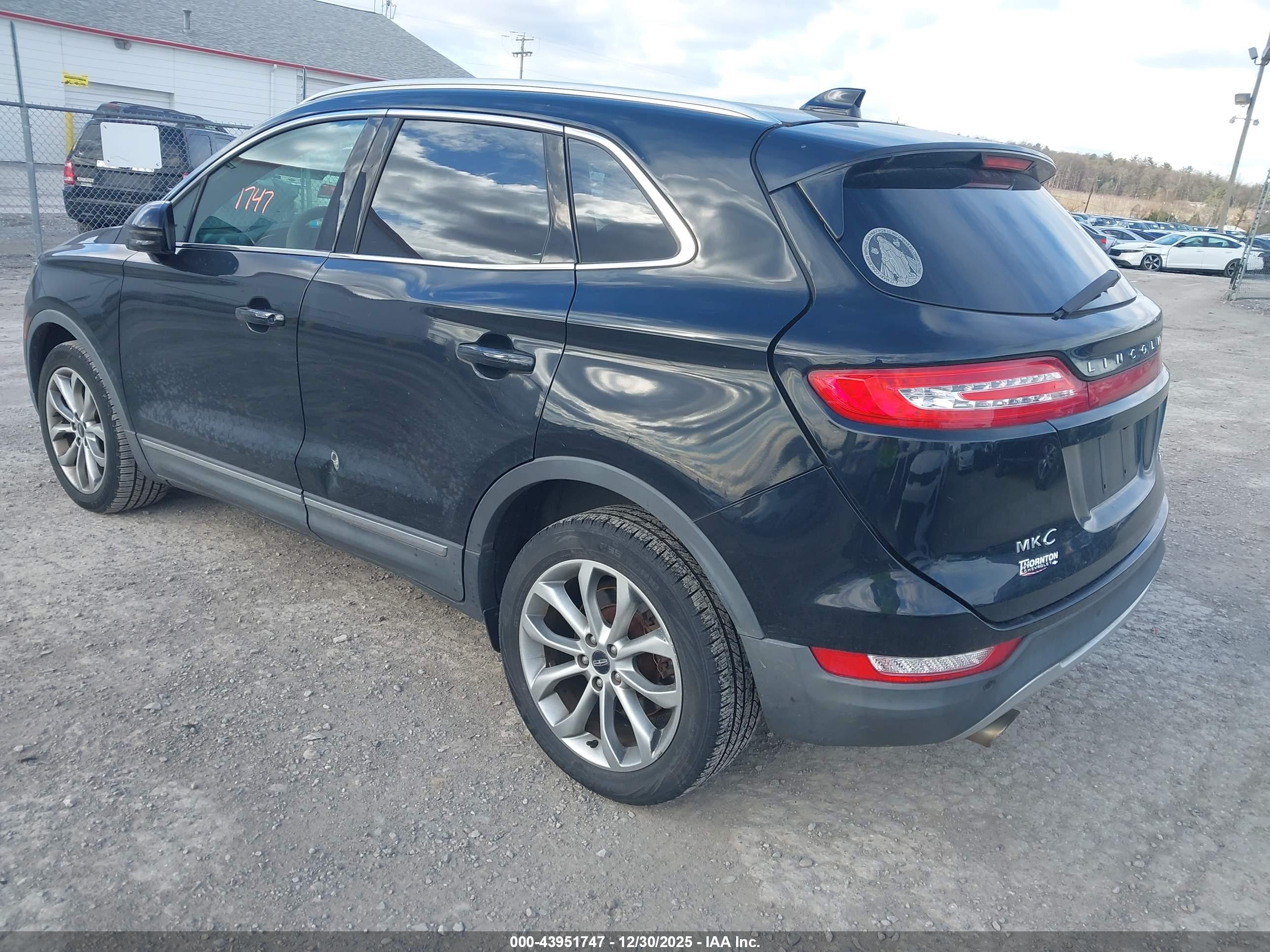 LINCOLN MKC image 3