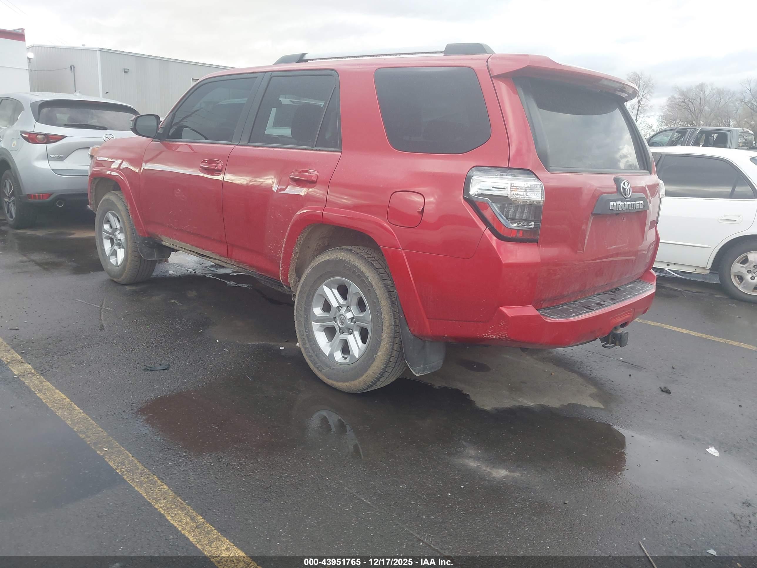 TOYOTA 4RUNNER image 3