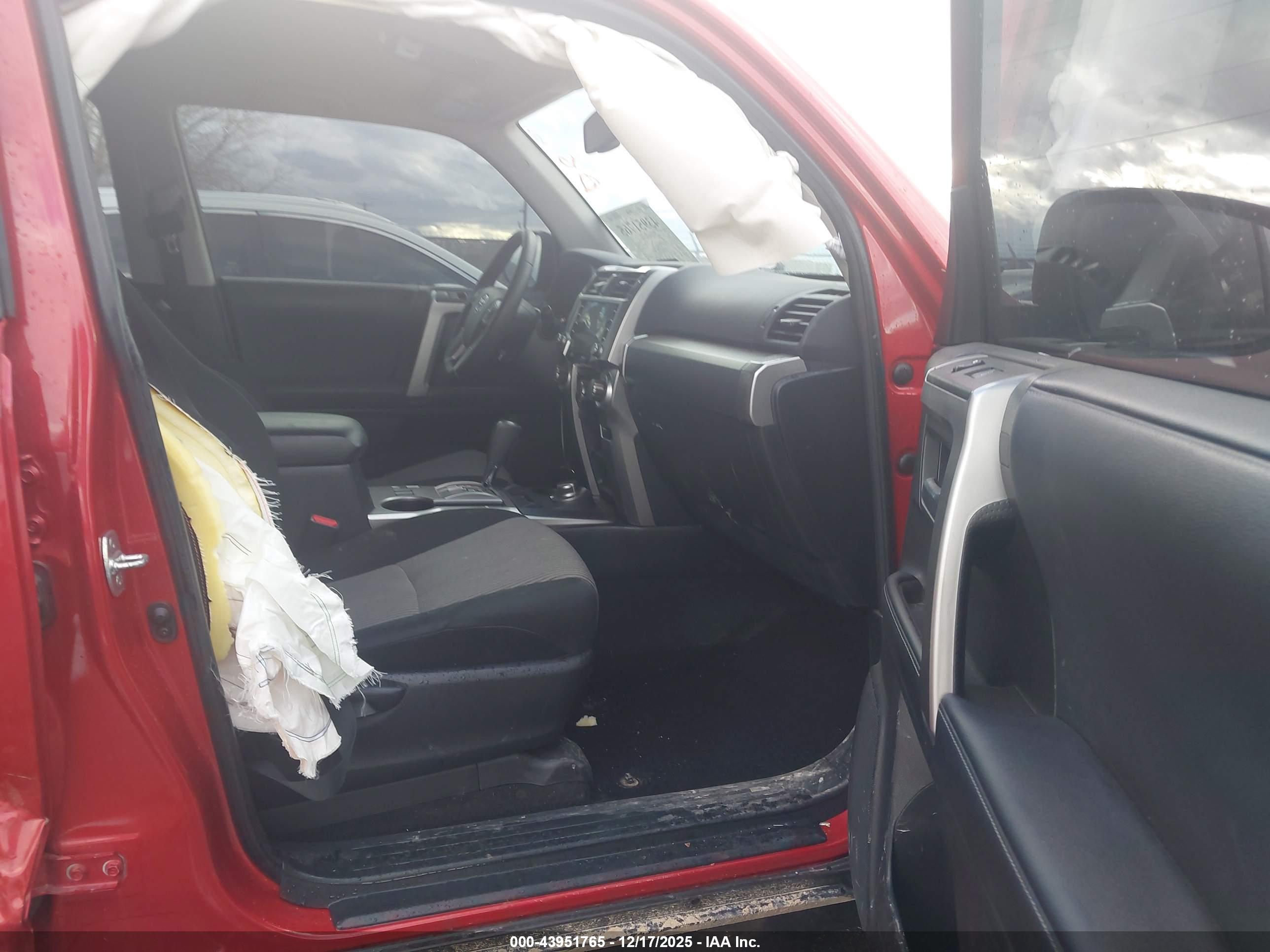 TOYOTA 4RUNNER image 5