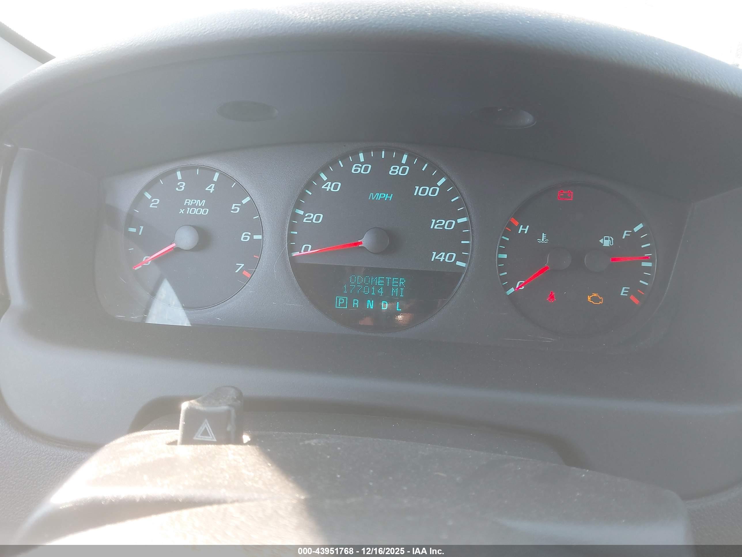 CHEVROLET IMPALA image 7