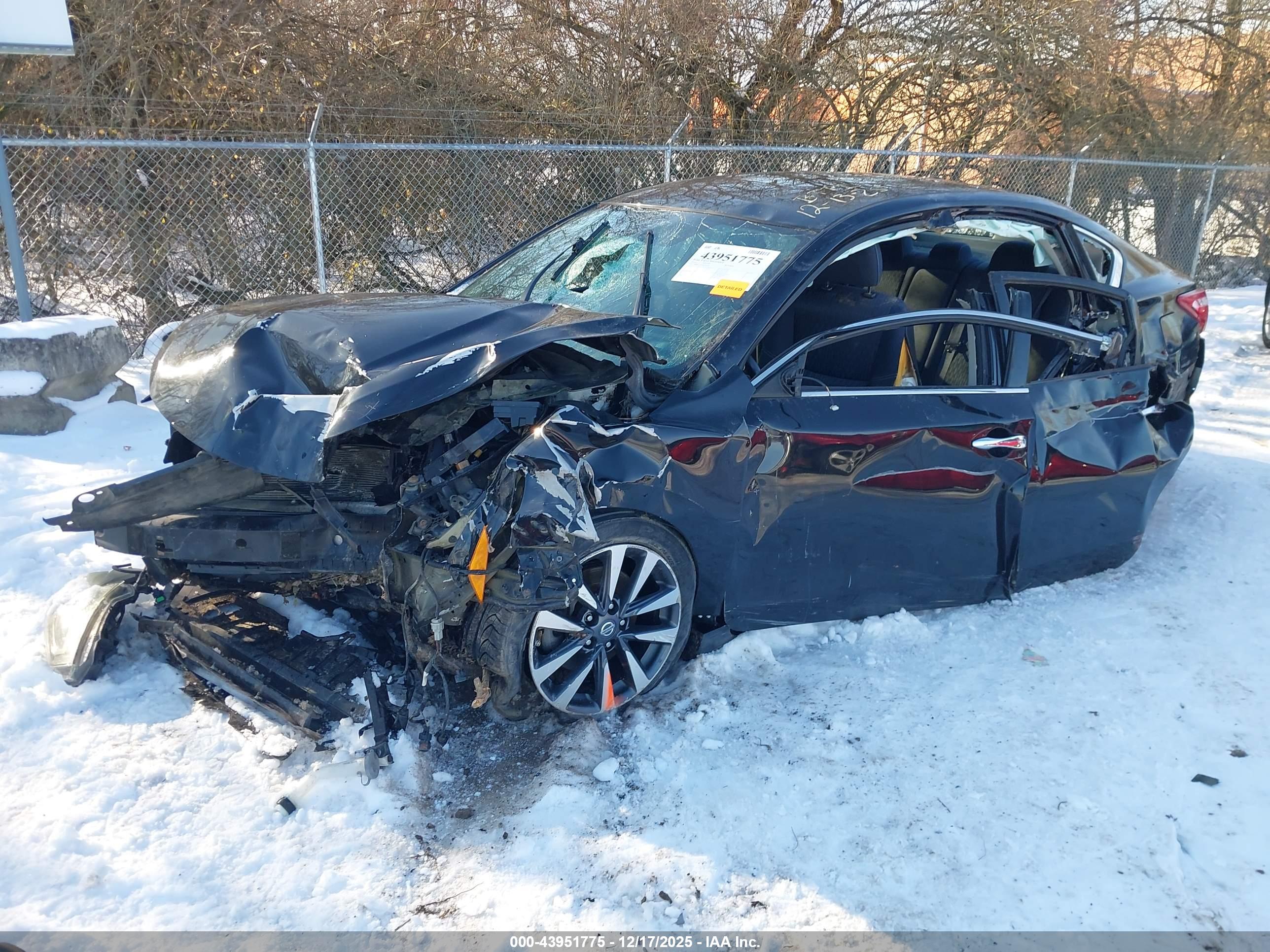 NISSAN ALTIMA image 2