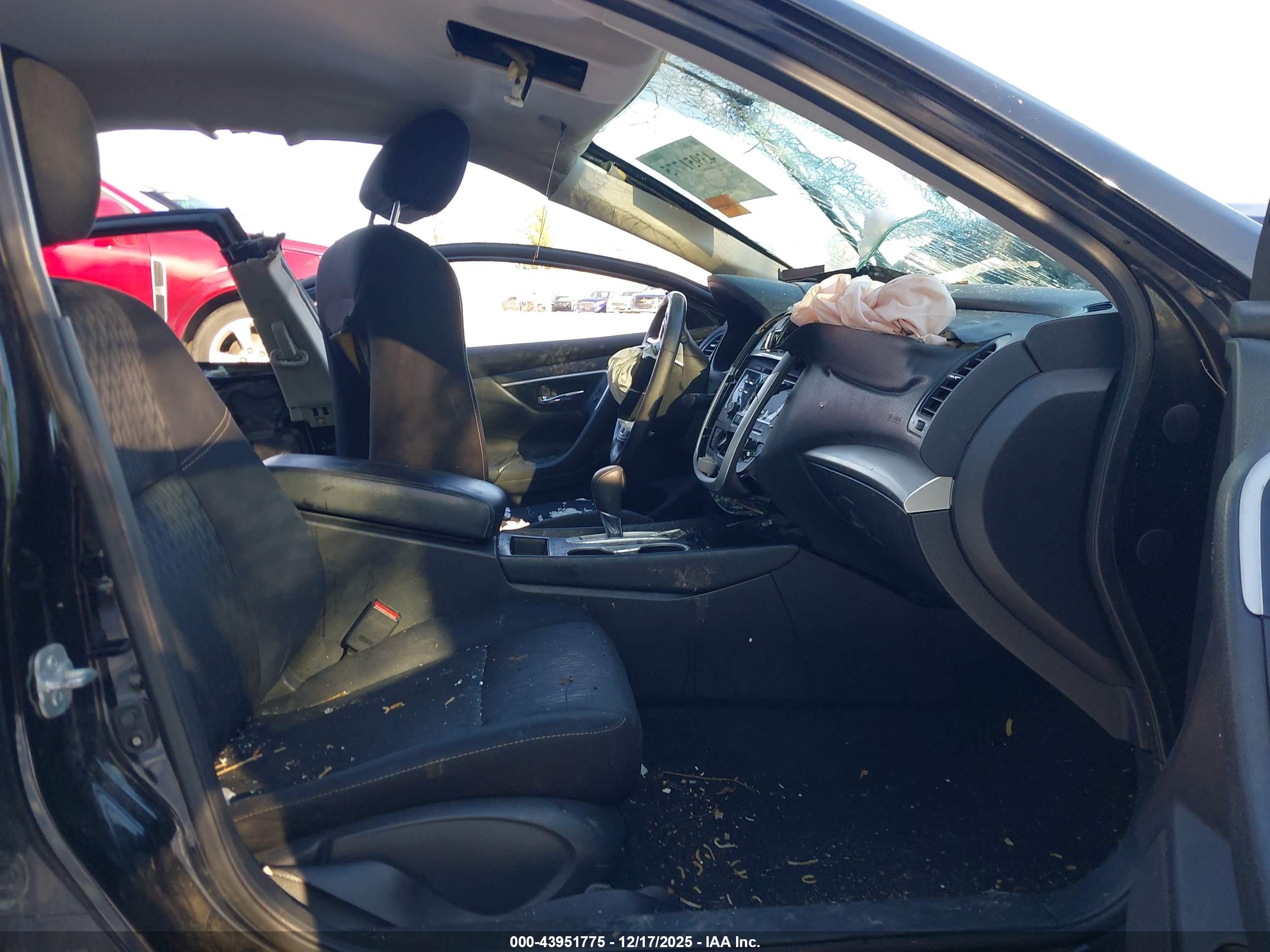 NISSAN ALTIMA image 5
