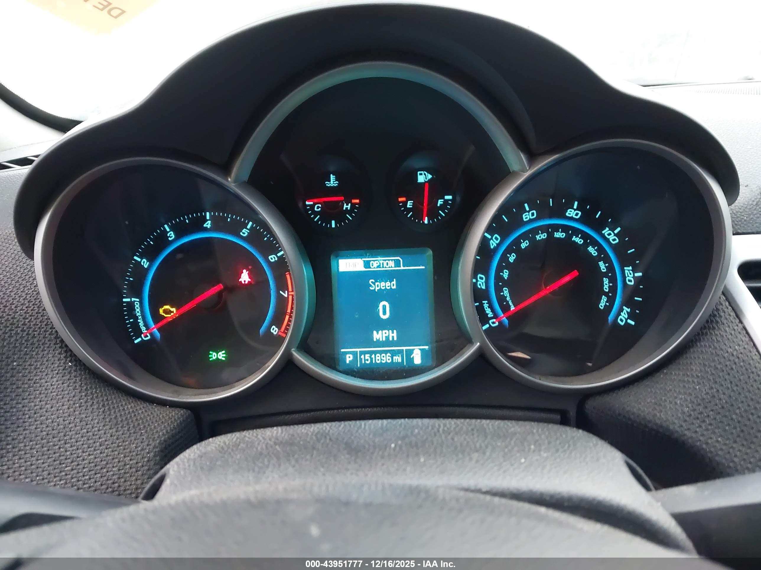 CHEVROLET CRUZE image 7