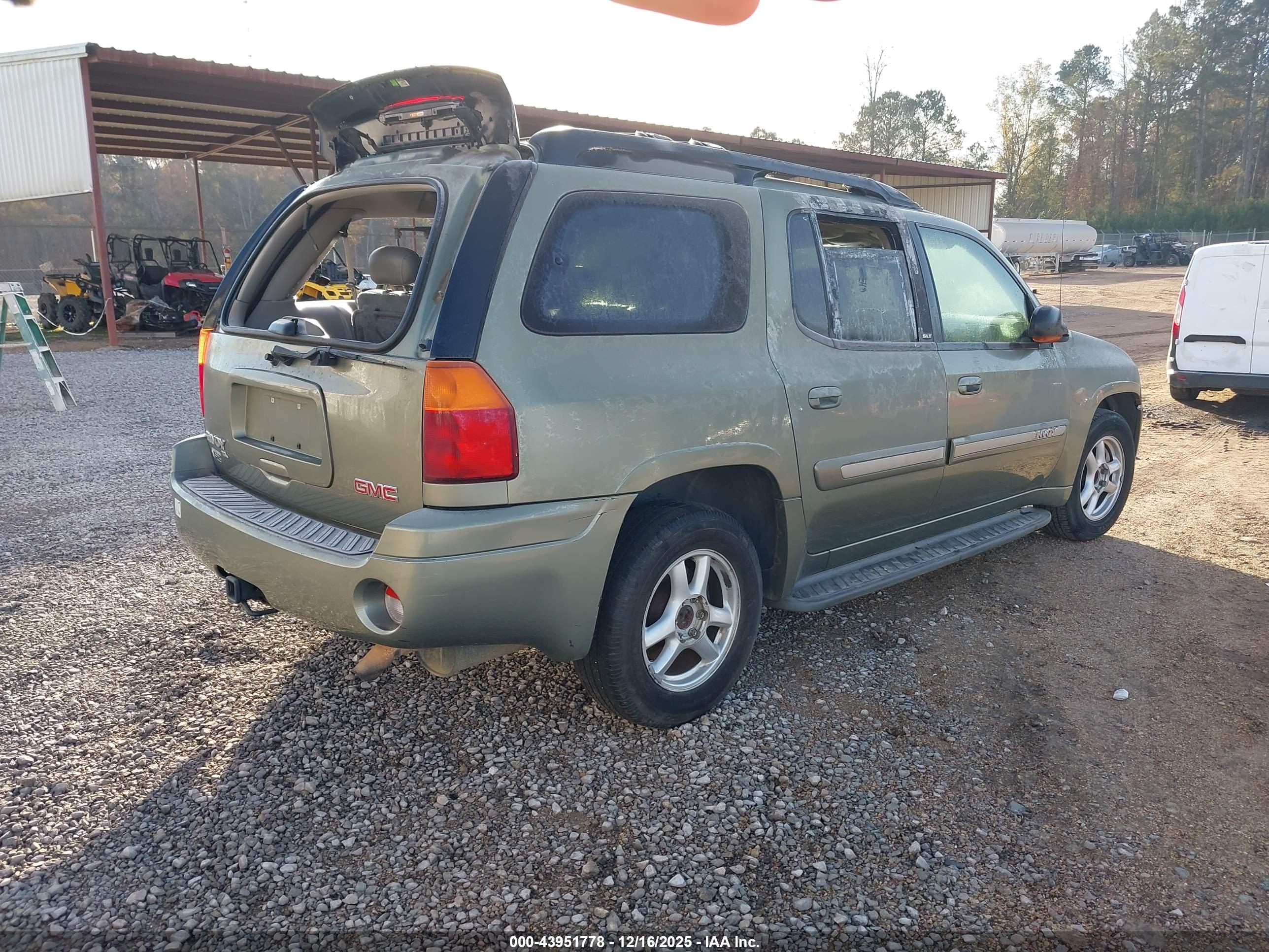 GMC ENVOY image 4
