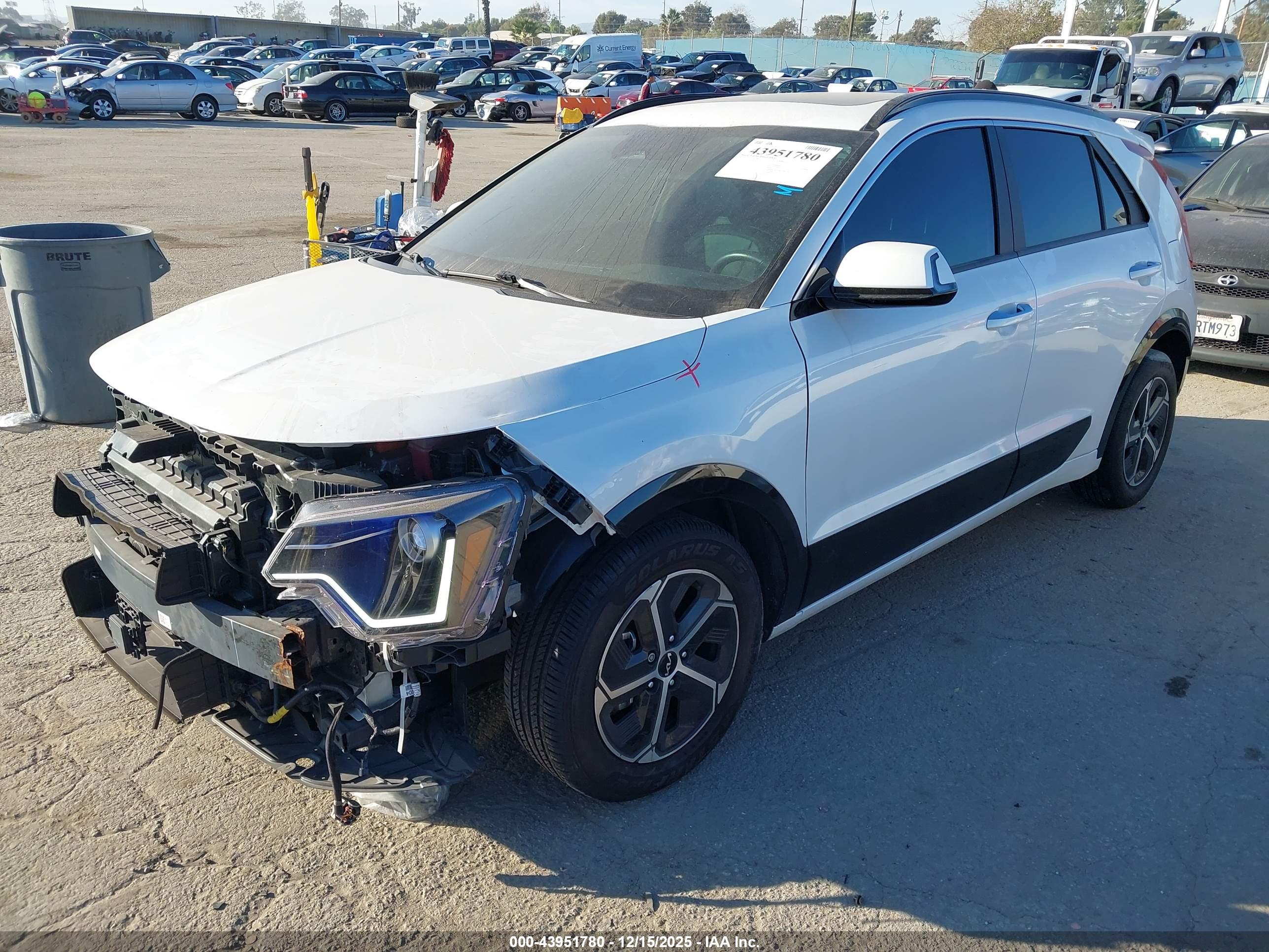 KIA NIRO image 2