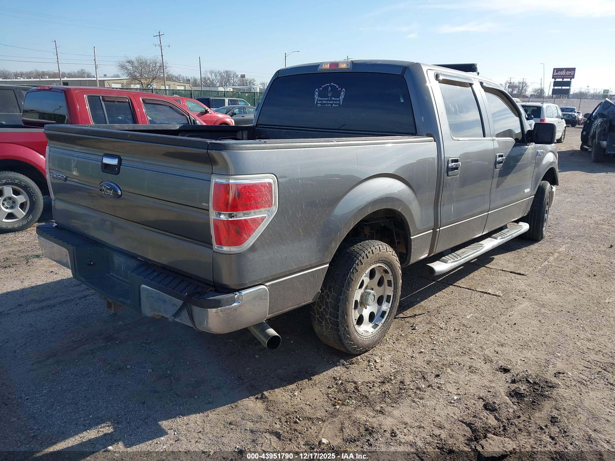 FORD F-150 image 4
