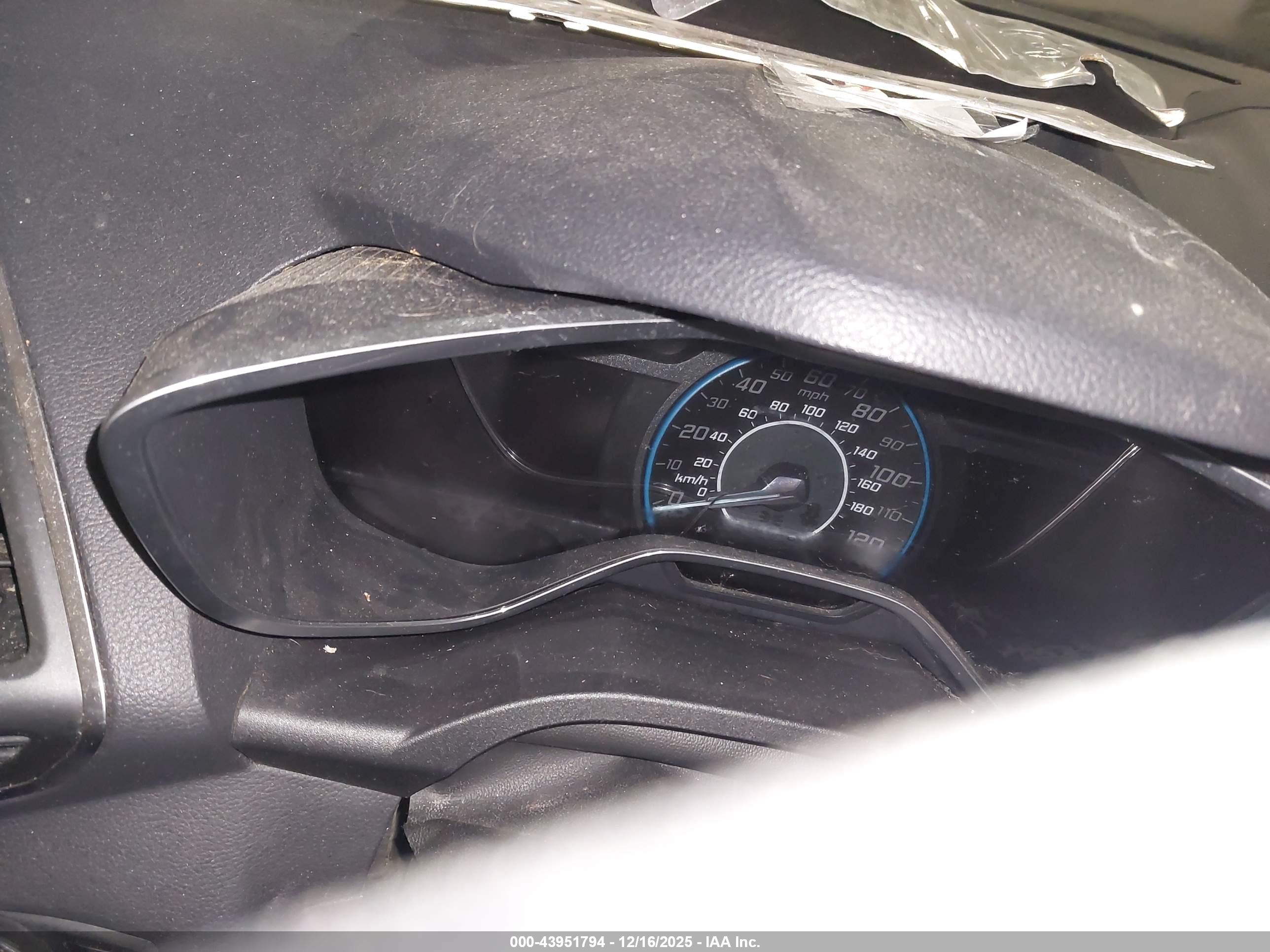 FORD C-MAX image 7