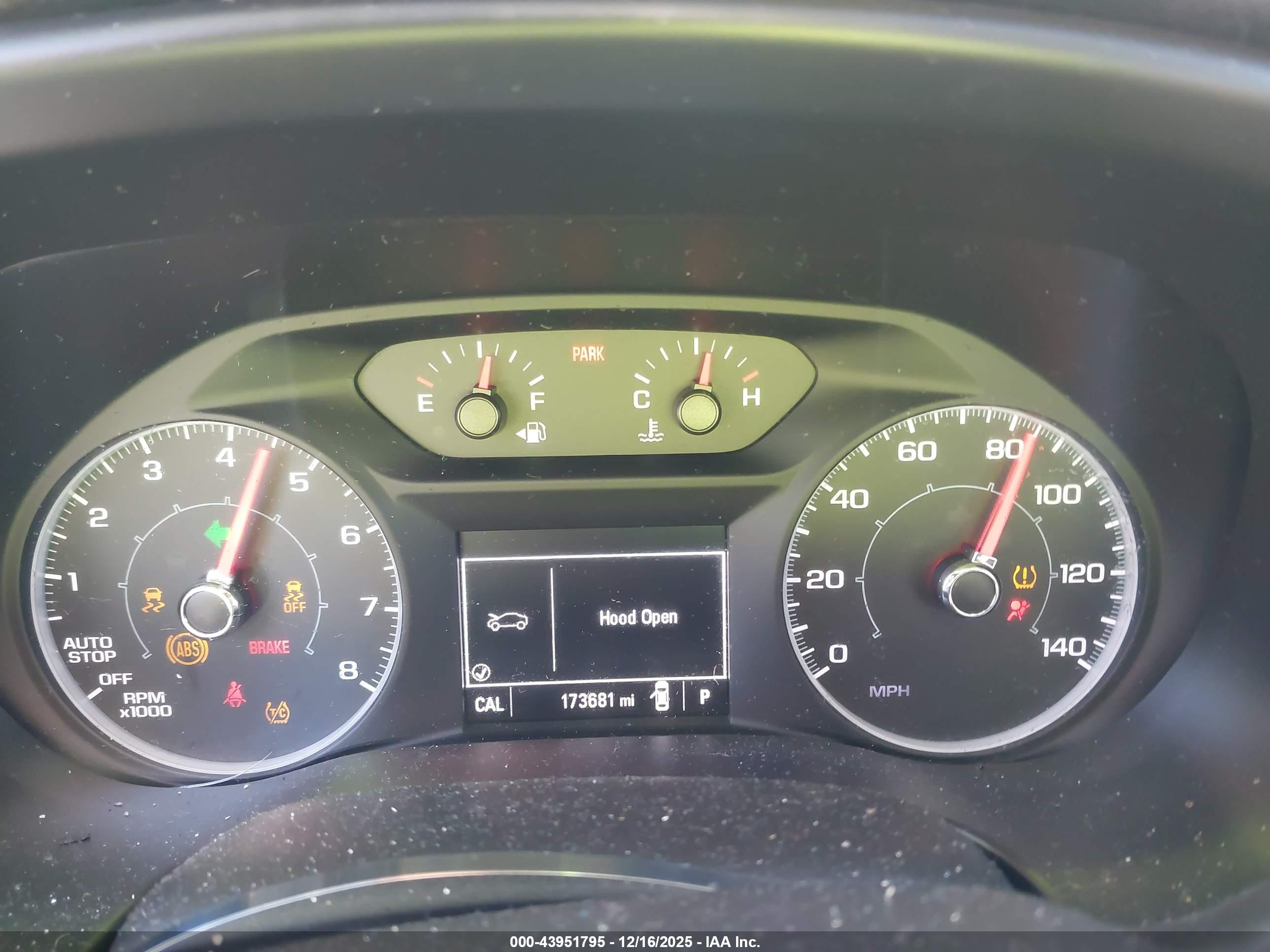 GMC ACADIA image 7