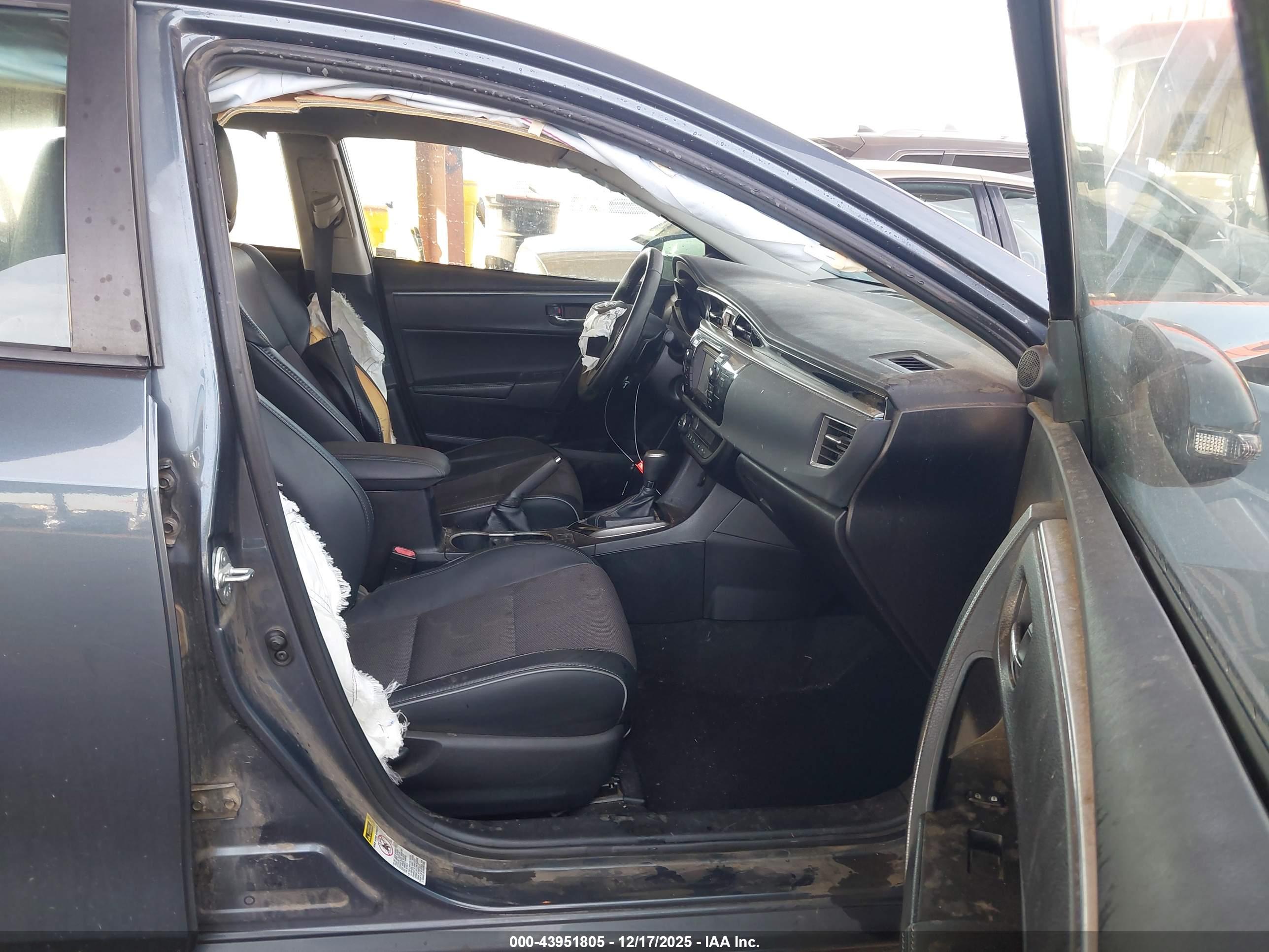 TOYOTA COROLLA image 5