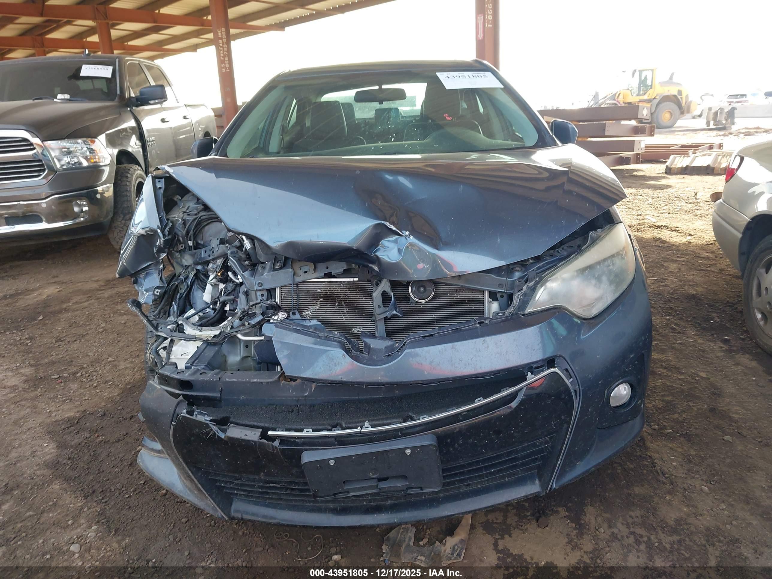TOYOTA COROLLA image 6