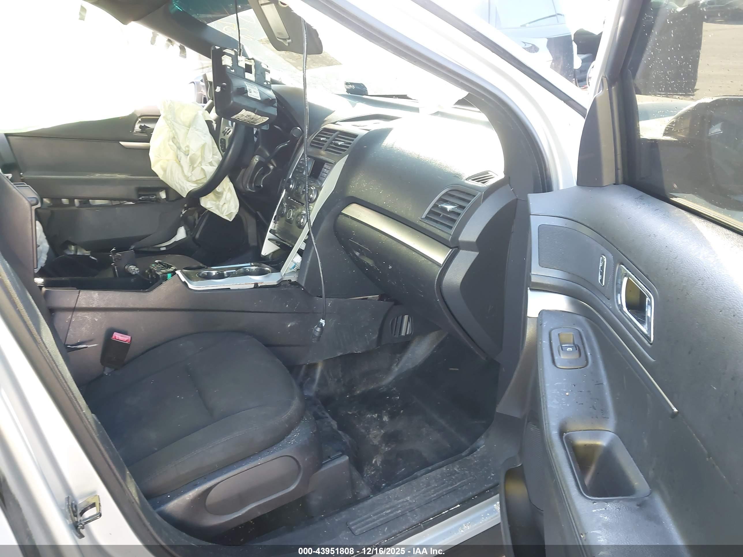 FORD UTILITY image 5