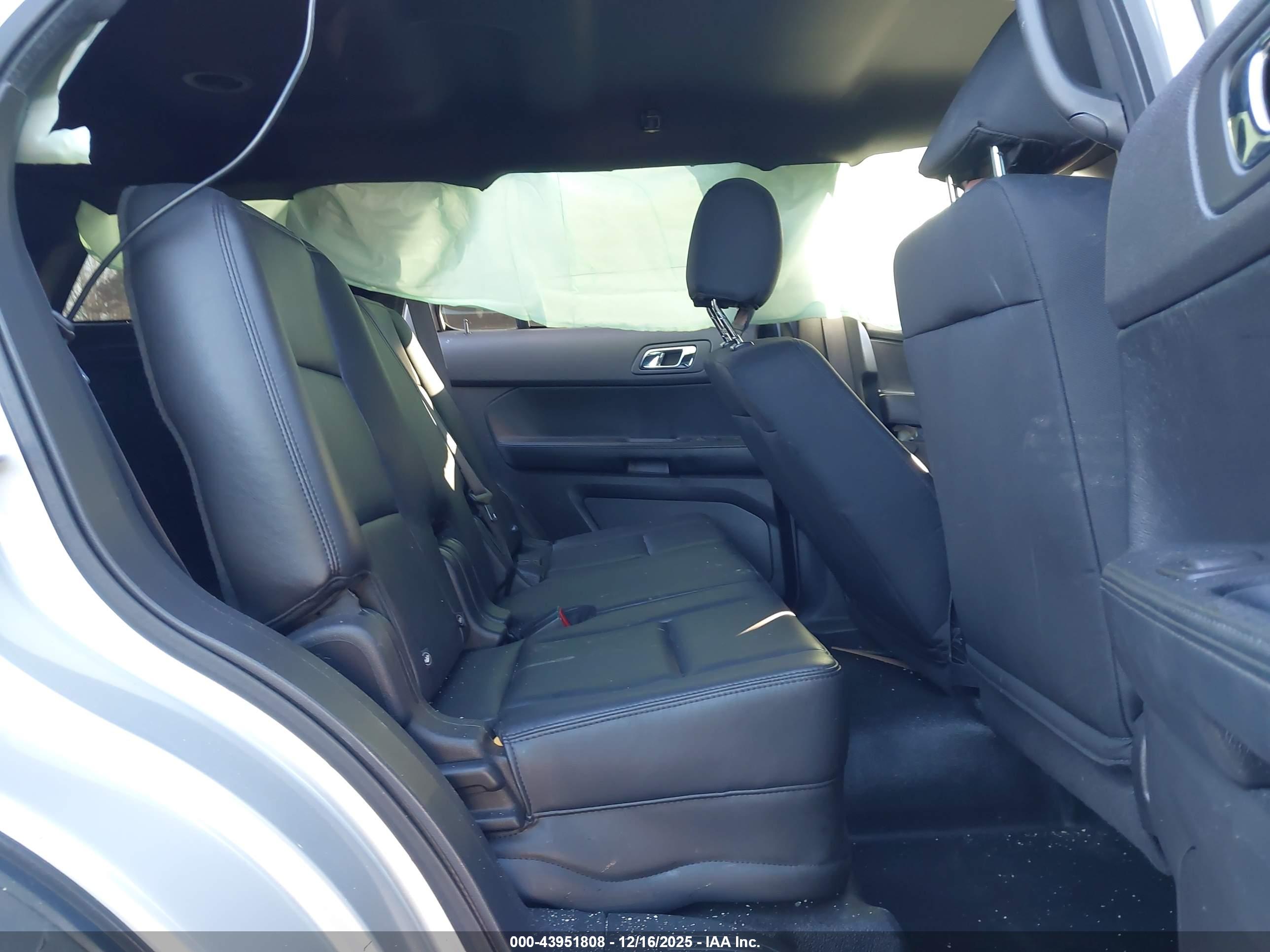 FORD UTILITY image 8