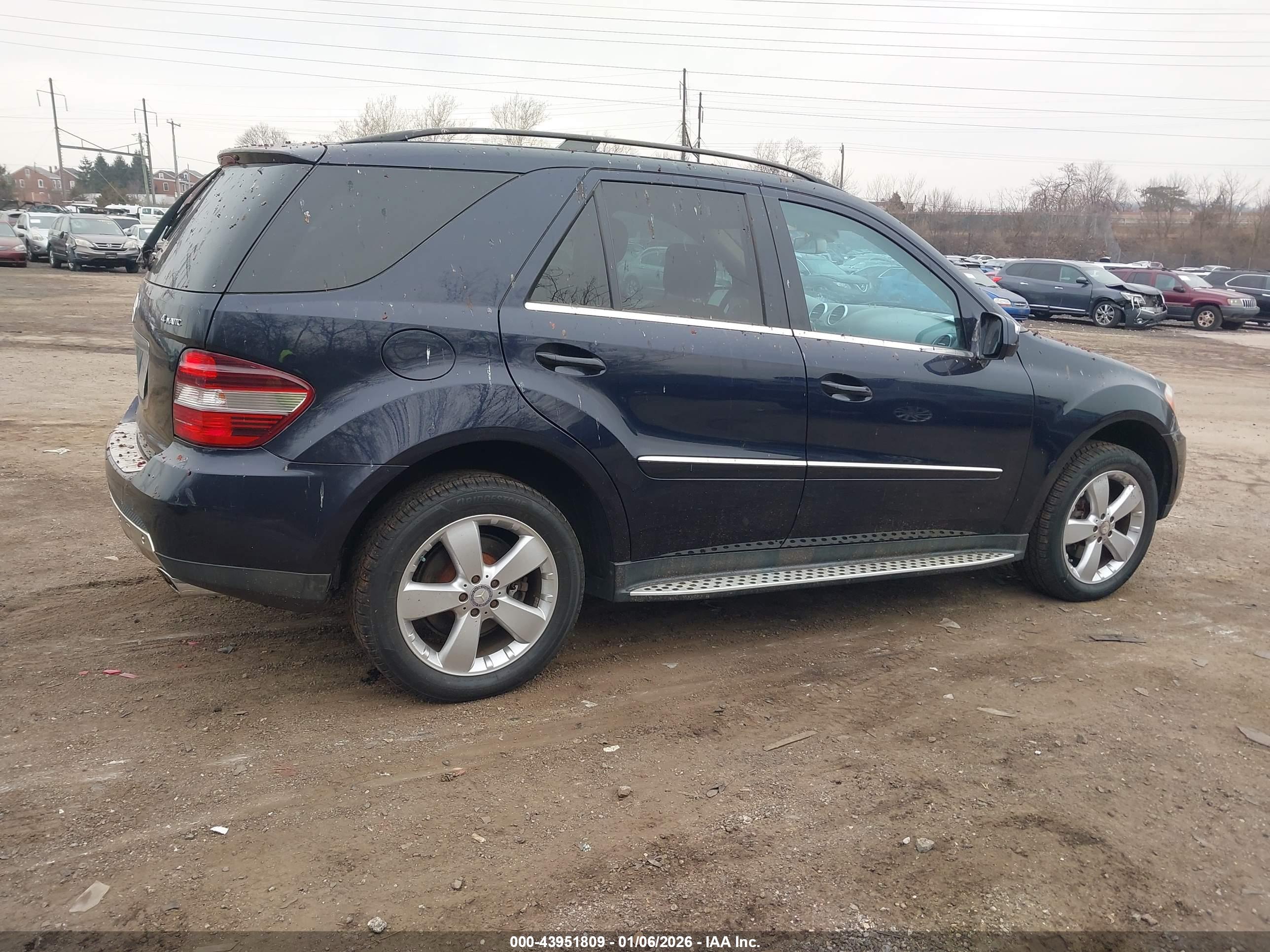 MERCEDES-BENZ ML image 4