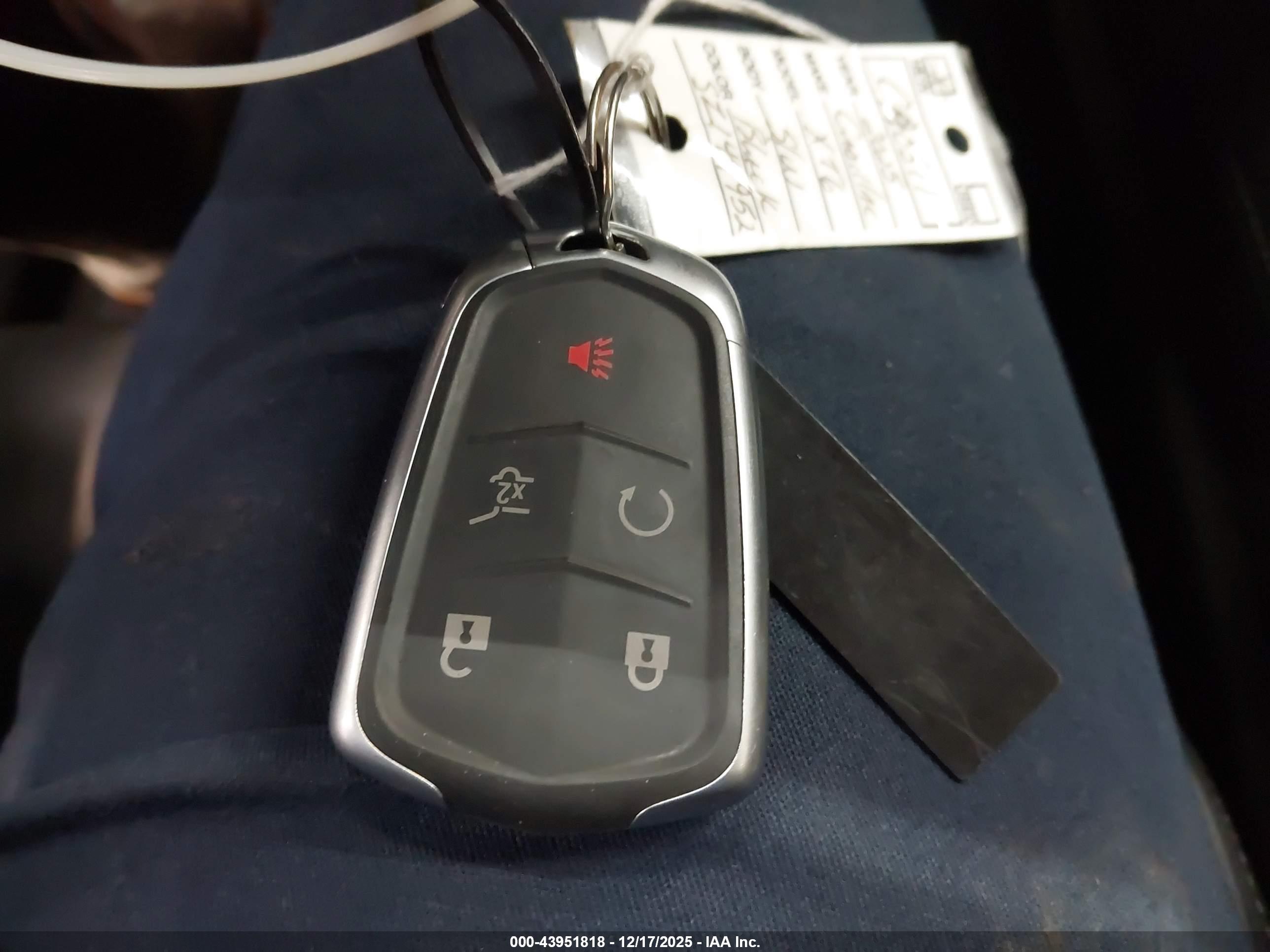 CADILLAC XT6 image 11