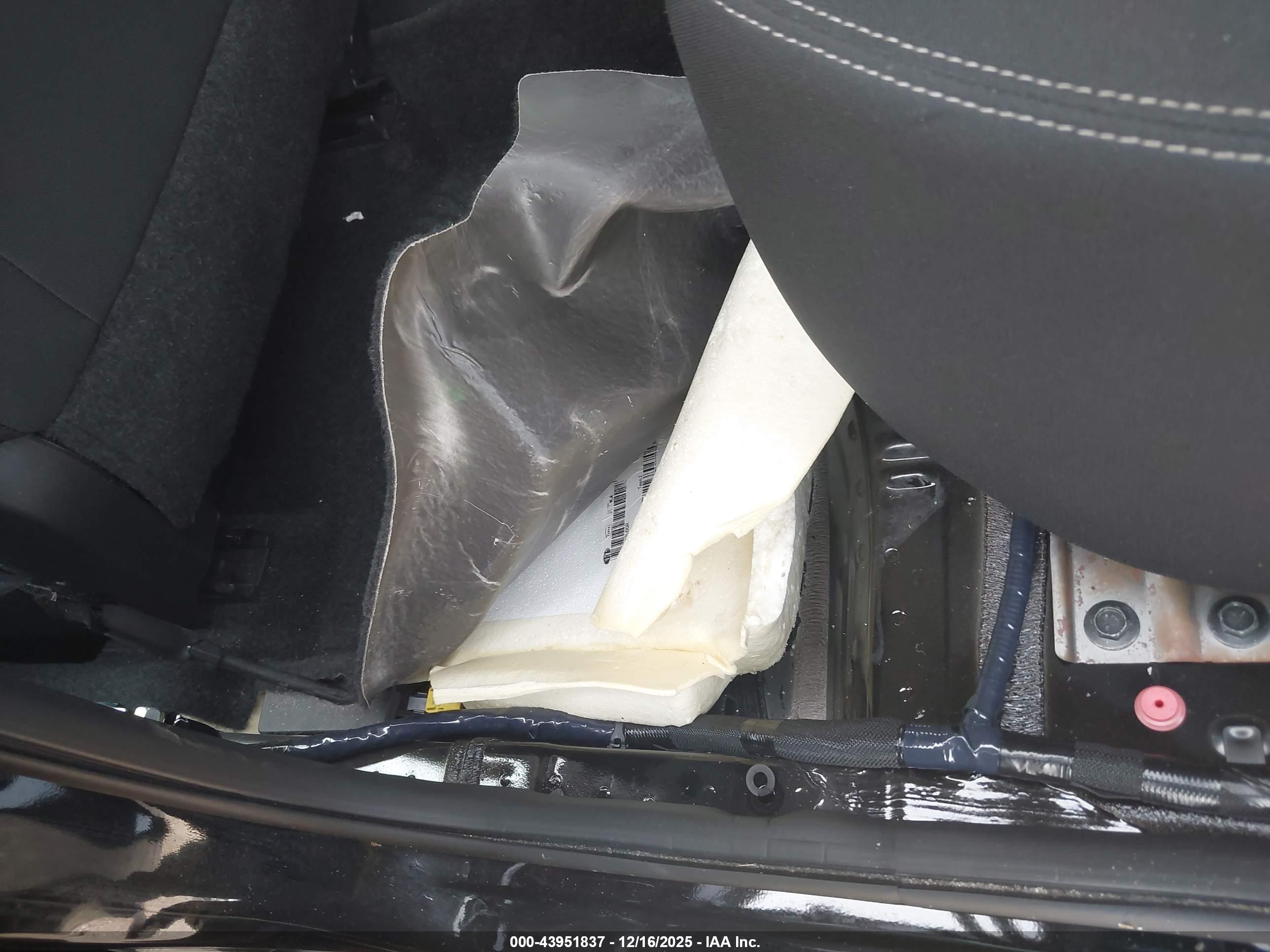 NISSAN ROGUE image 6