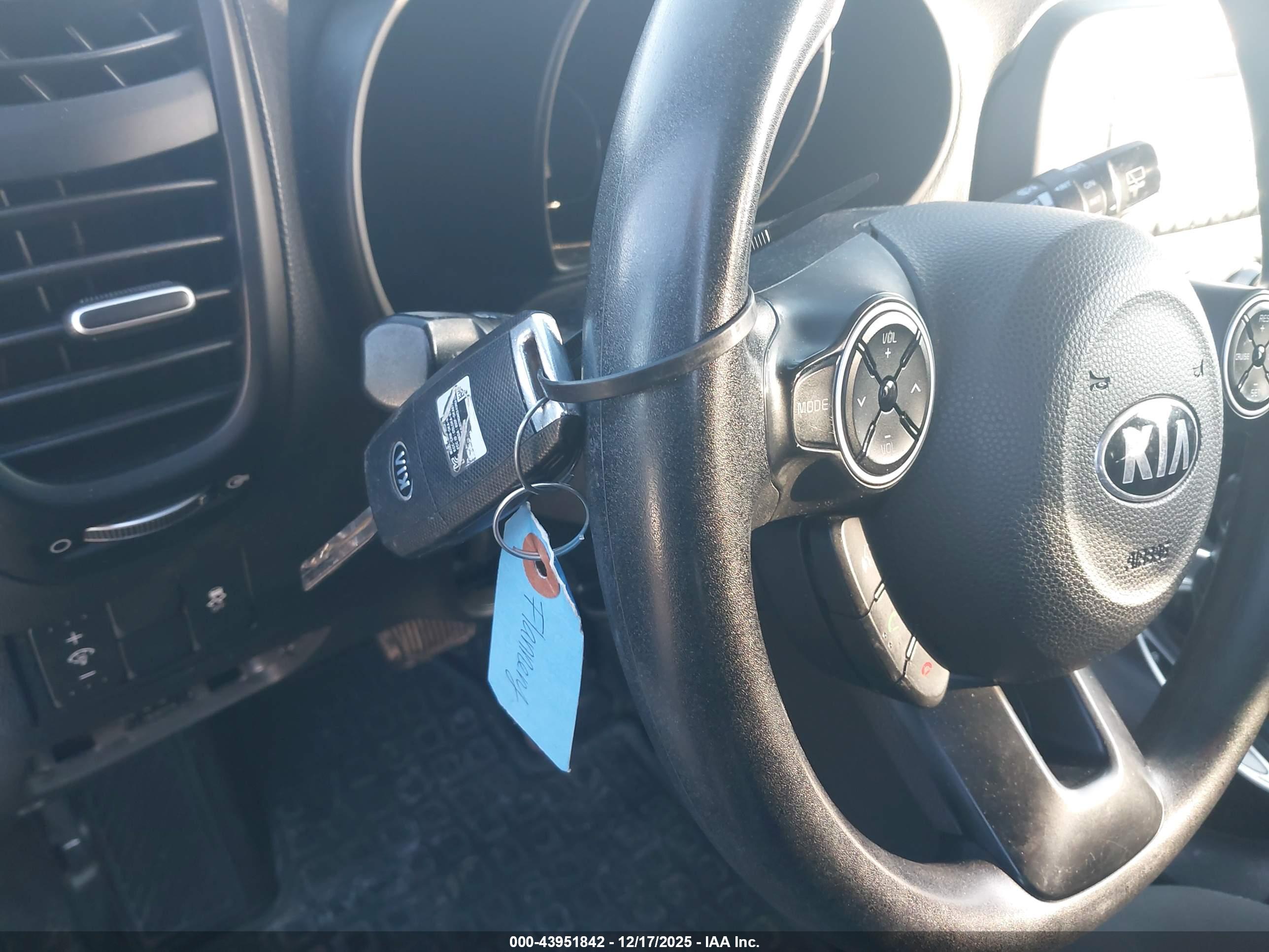 KIA SOUL image 11