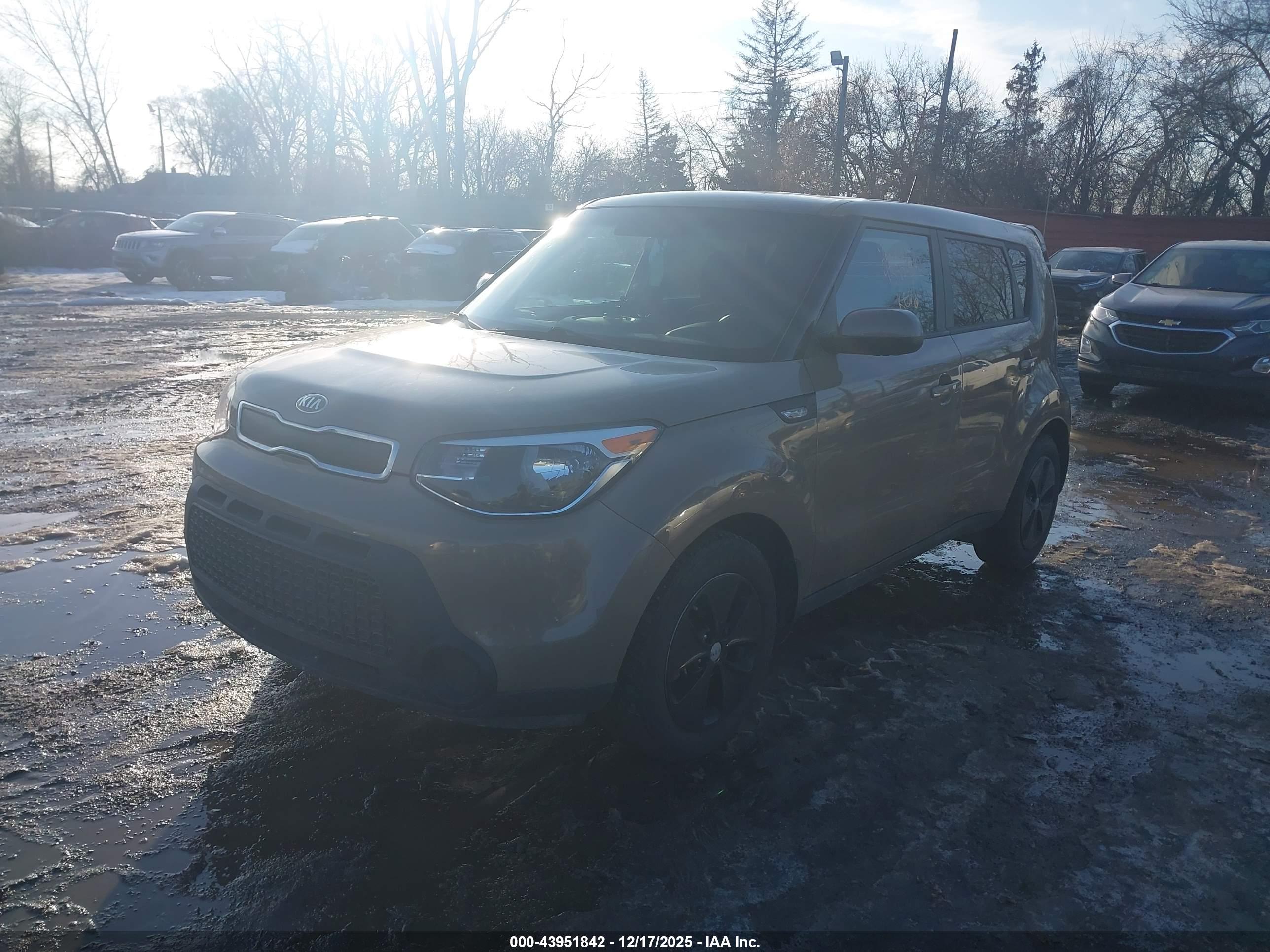 KIA SOUL image 2