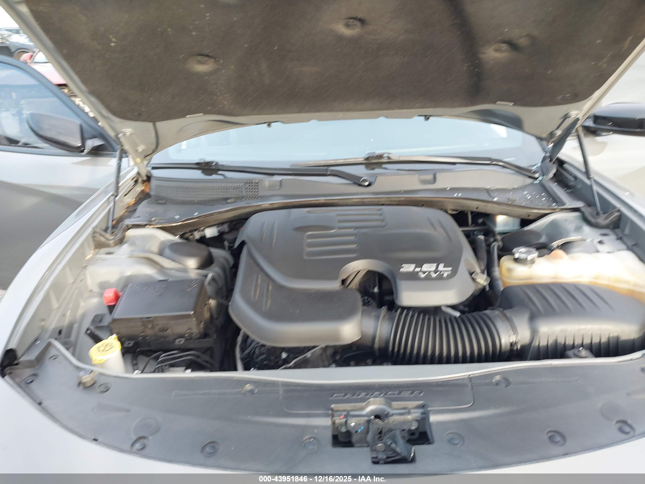 DODGE CHARGER image 10