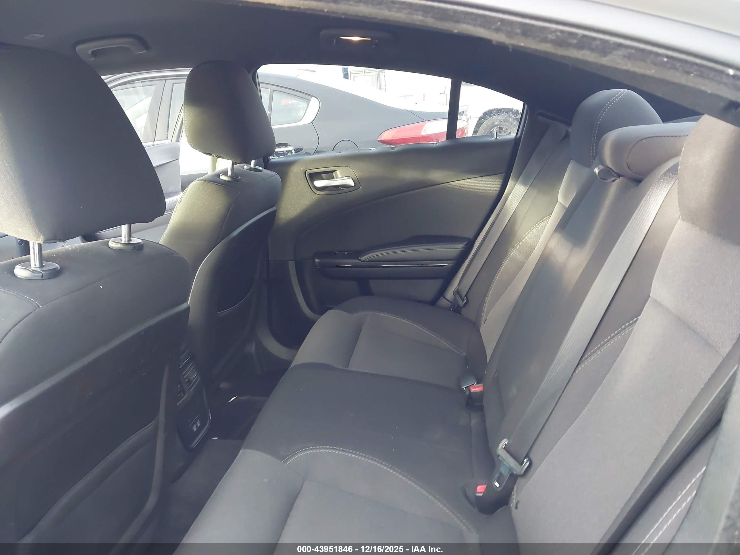 DODGE CHARGER image 8