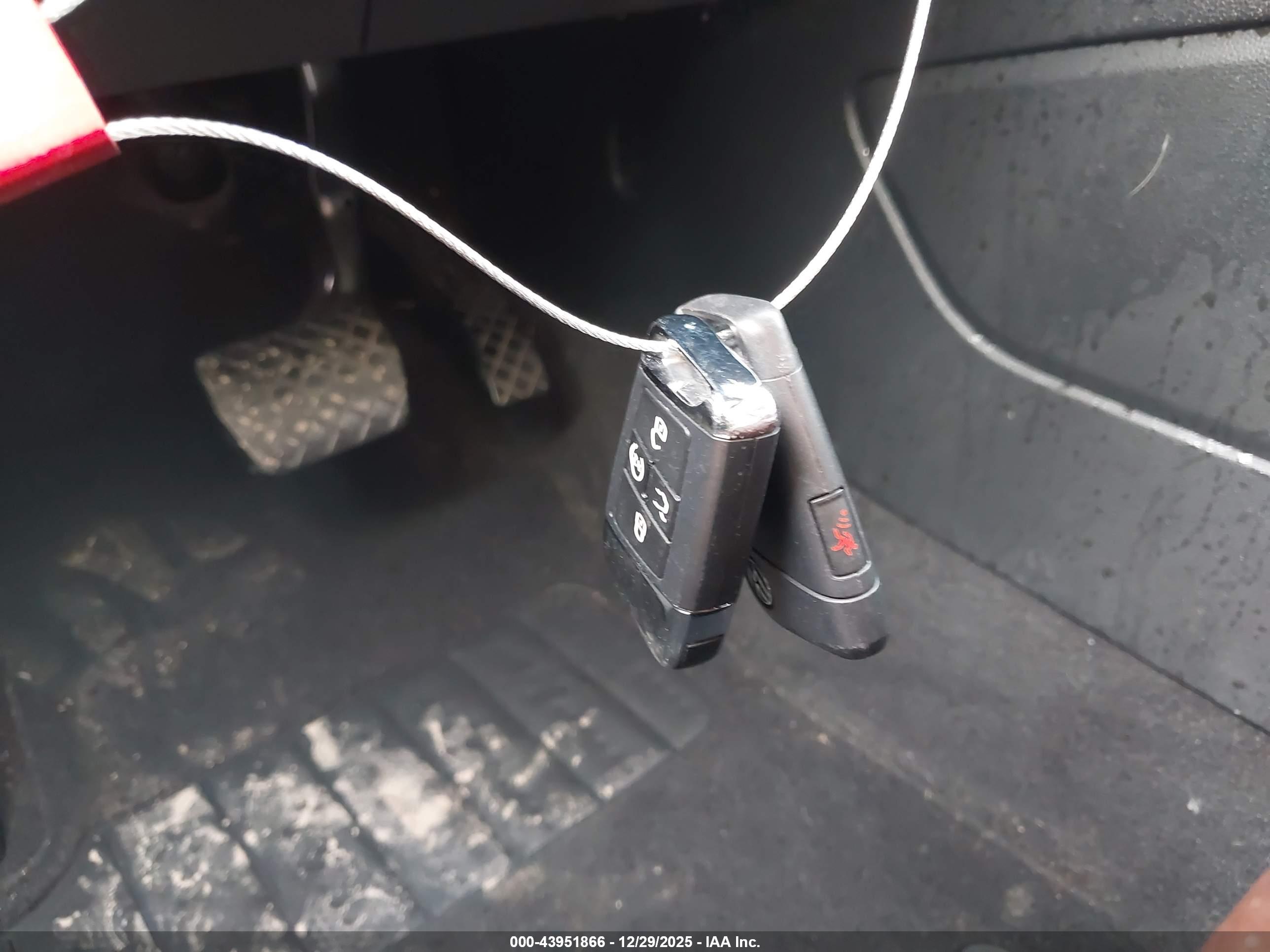 VOLKSWAGEN ATLAS image 11