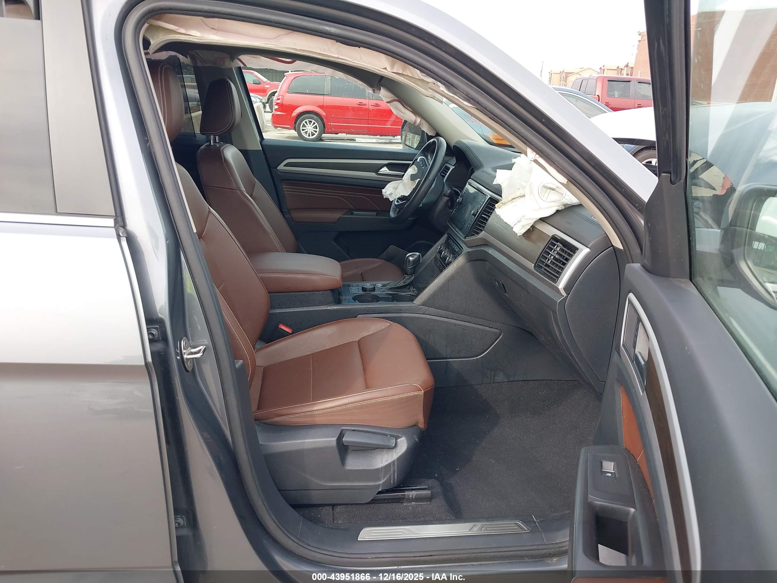 VOLKSWAGEN ATLAS image 5