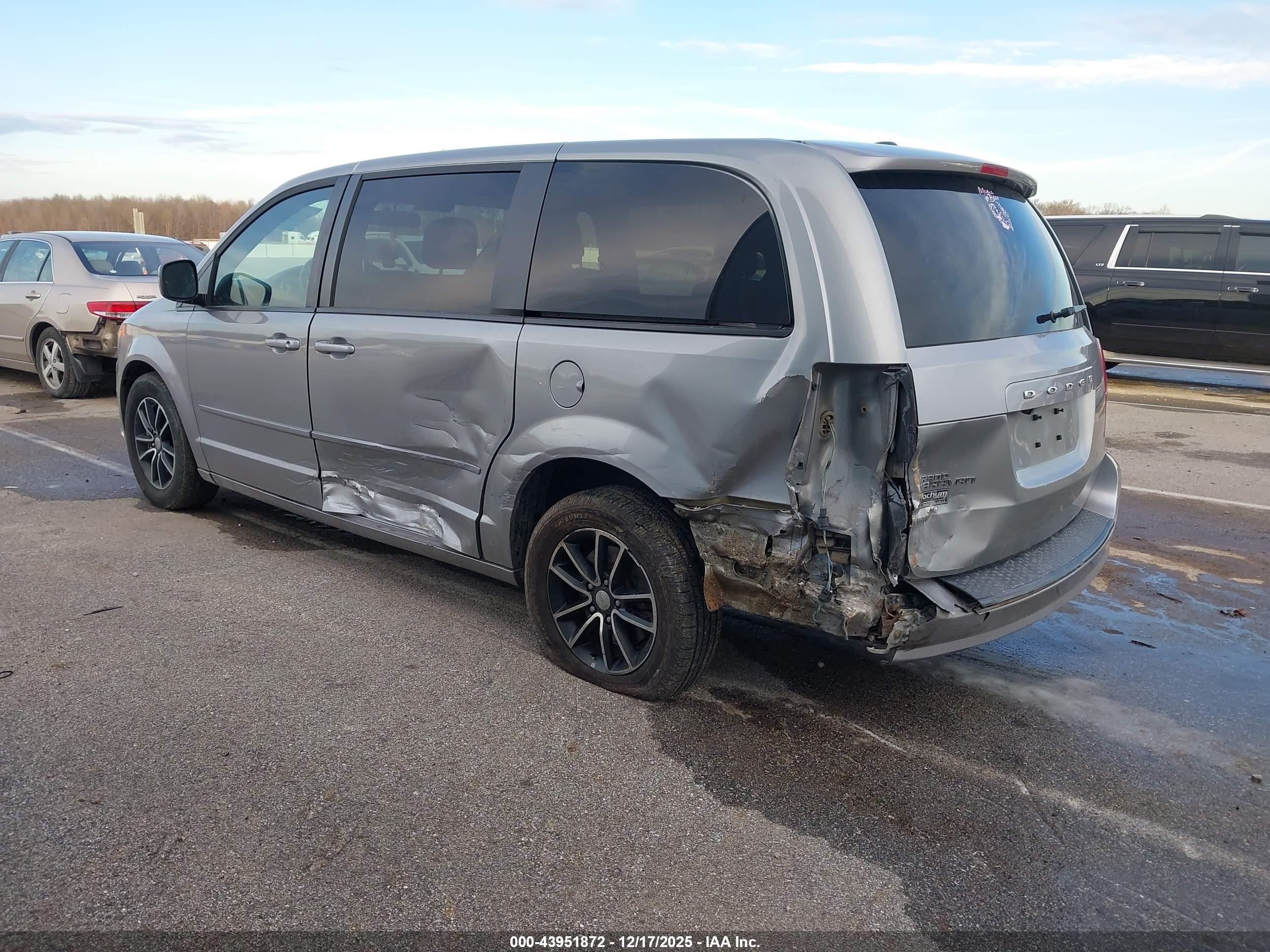 DODGE GRAND image 3