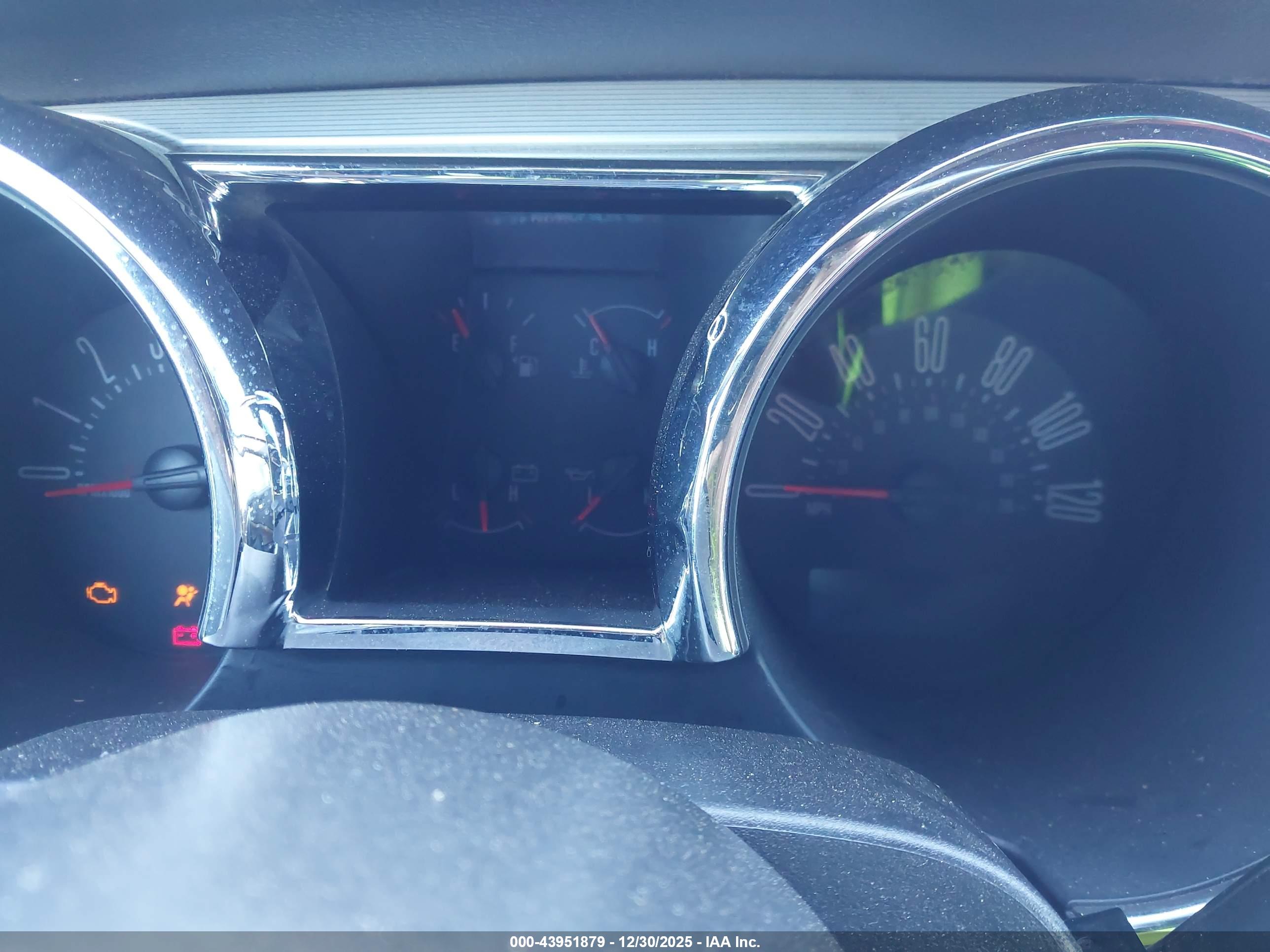 FORD MUSTANG image 7
