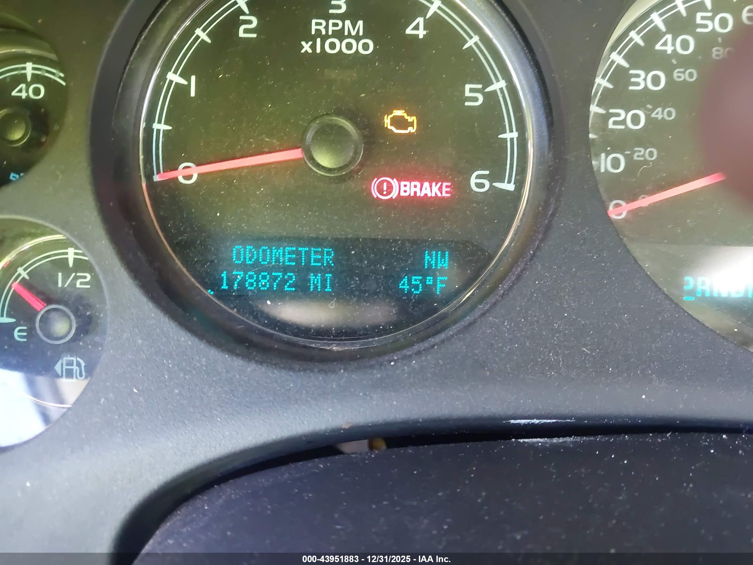 GMC YUKON image 7