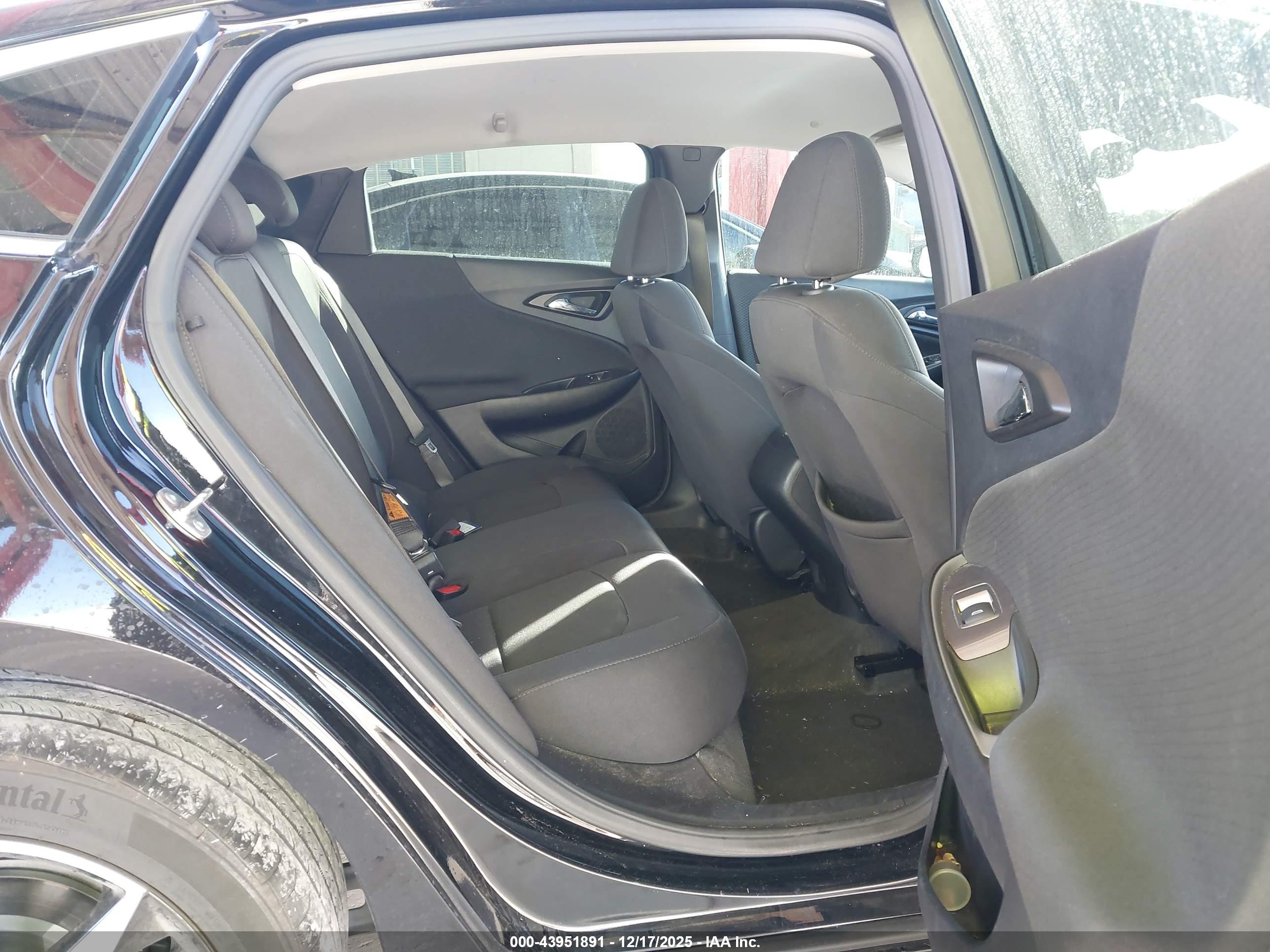 CHEVROLET MALIBU image 8