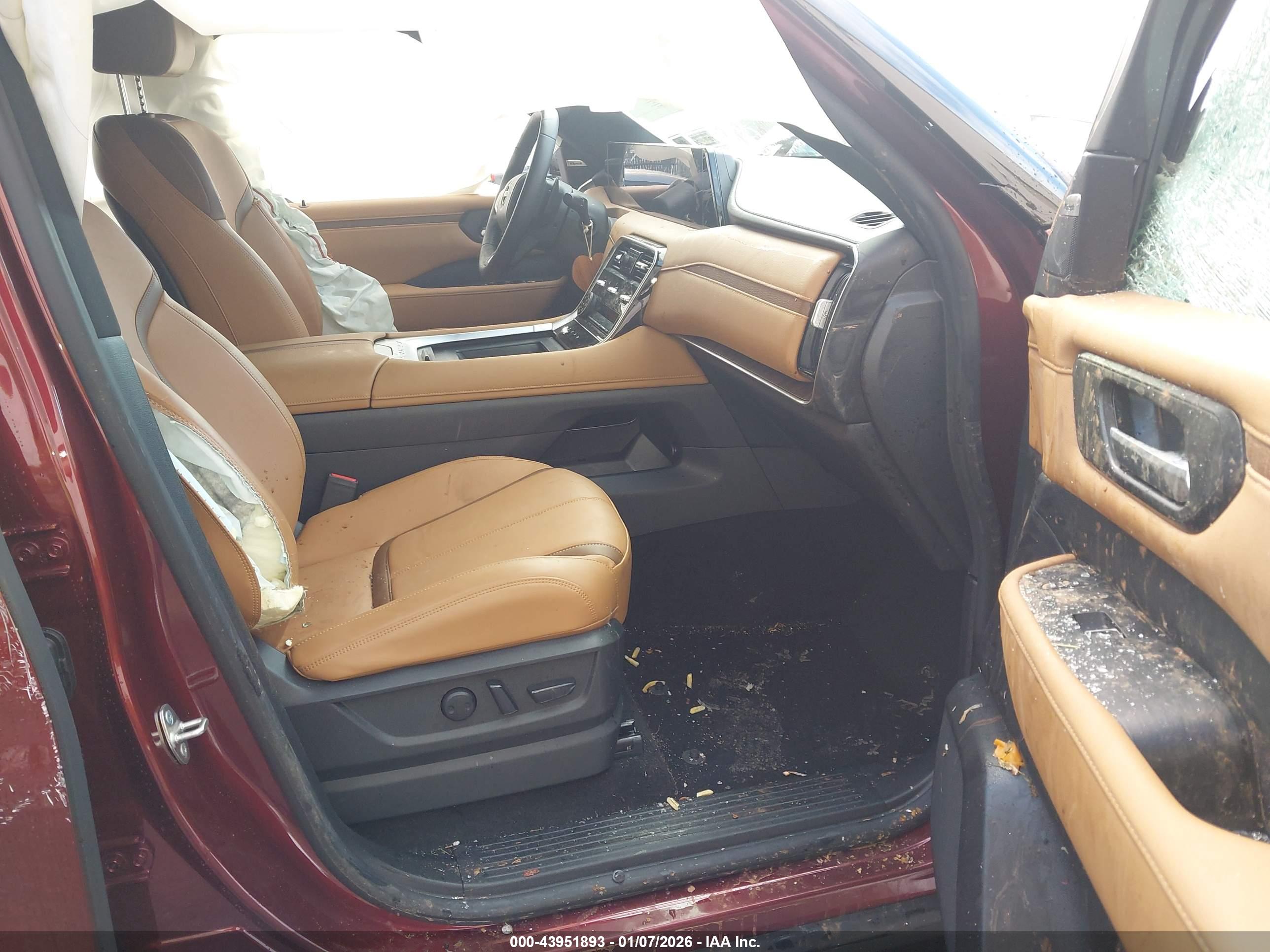 NISSAN ARMADA image 5