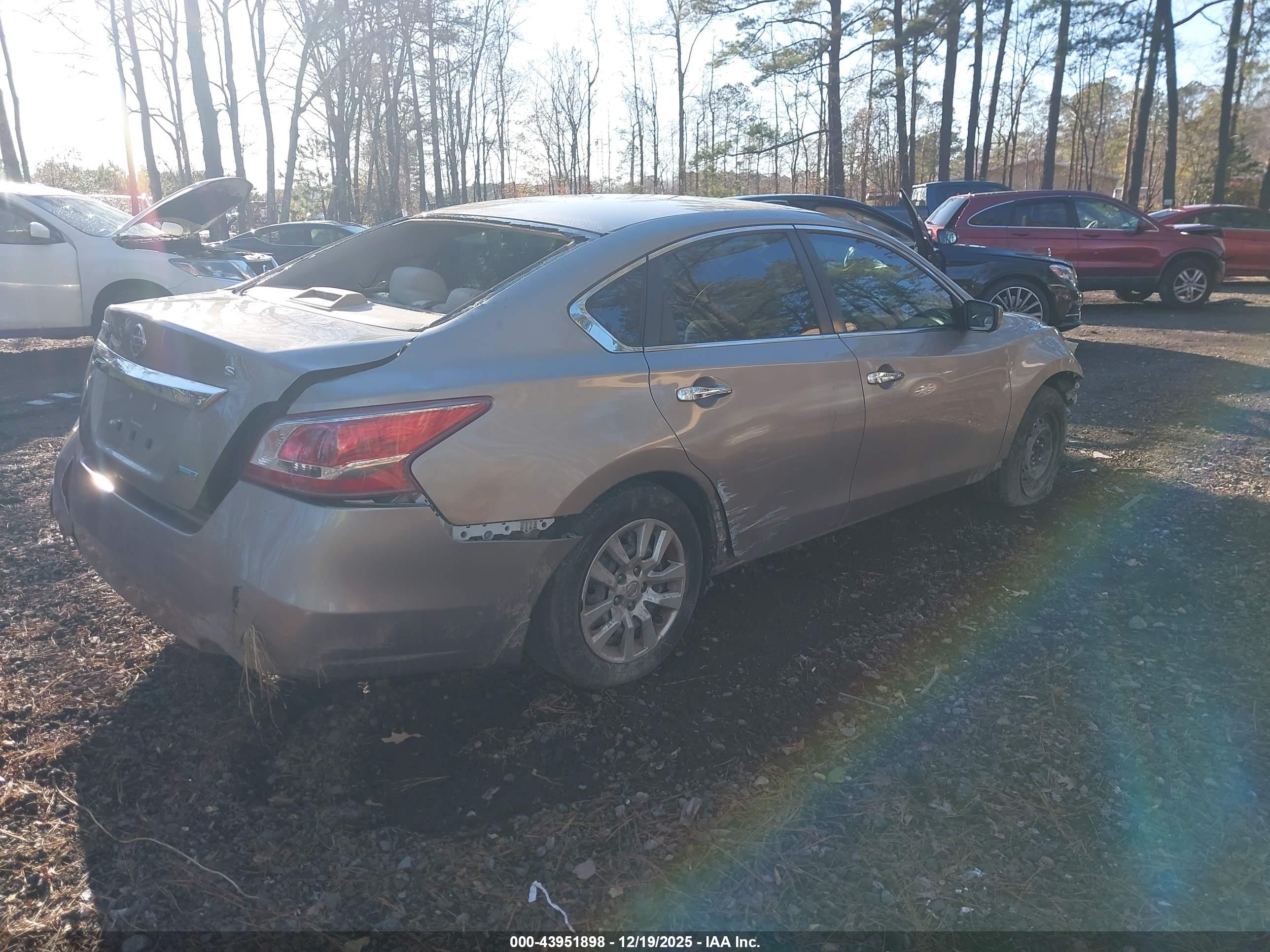NISSAN ALTIMA image 4
