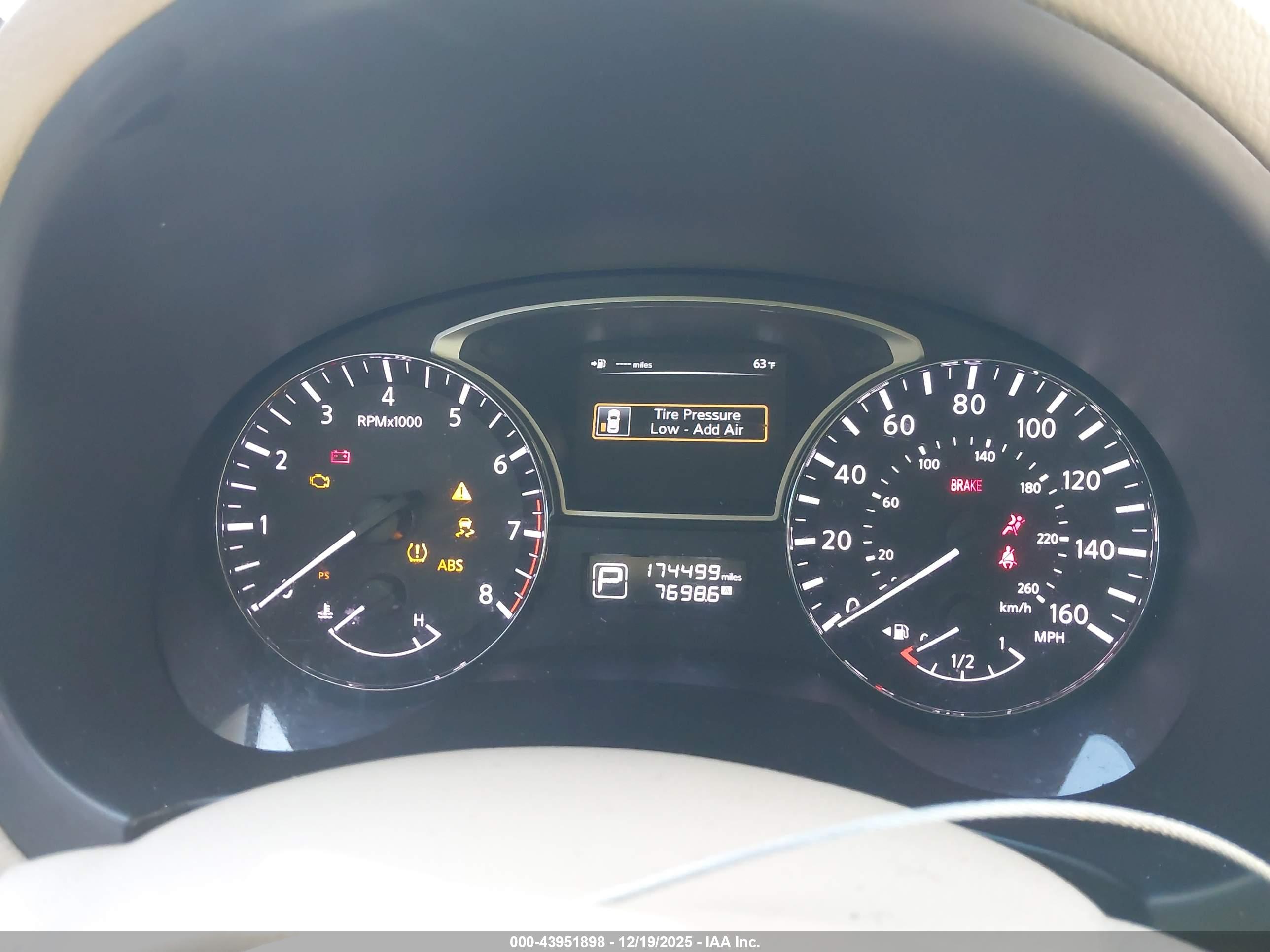 NISSAN ALTIMA image 7