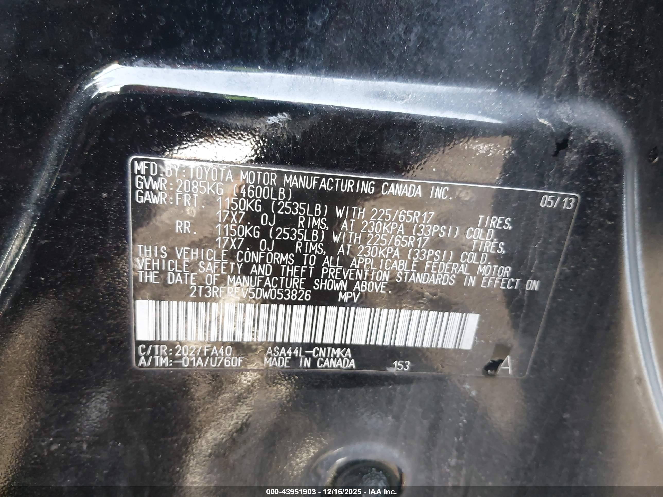 TOYOTA RAV4 image 9
