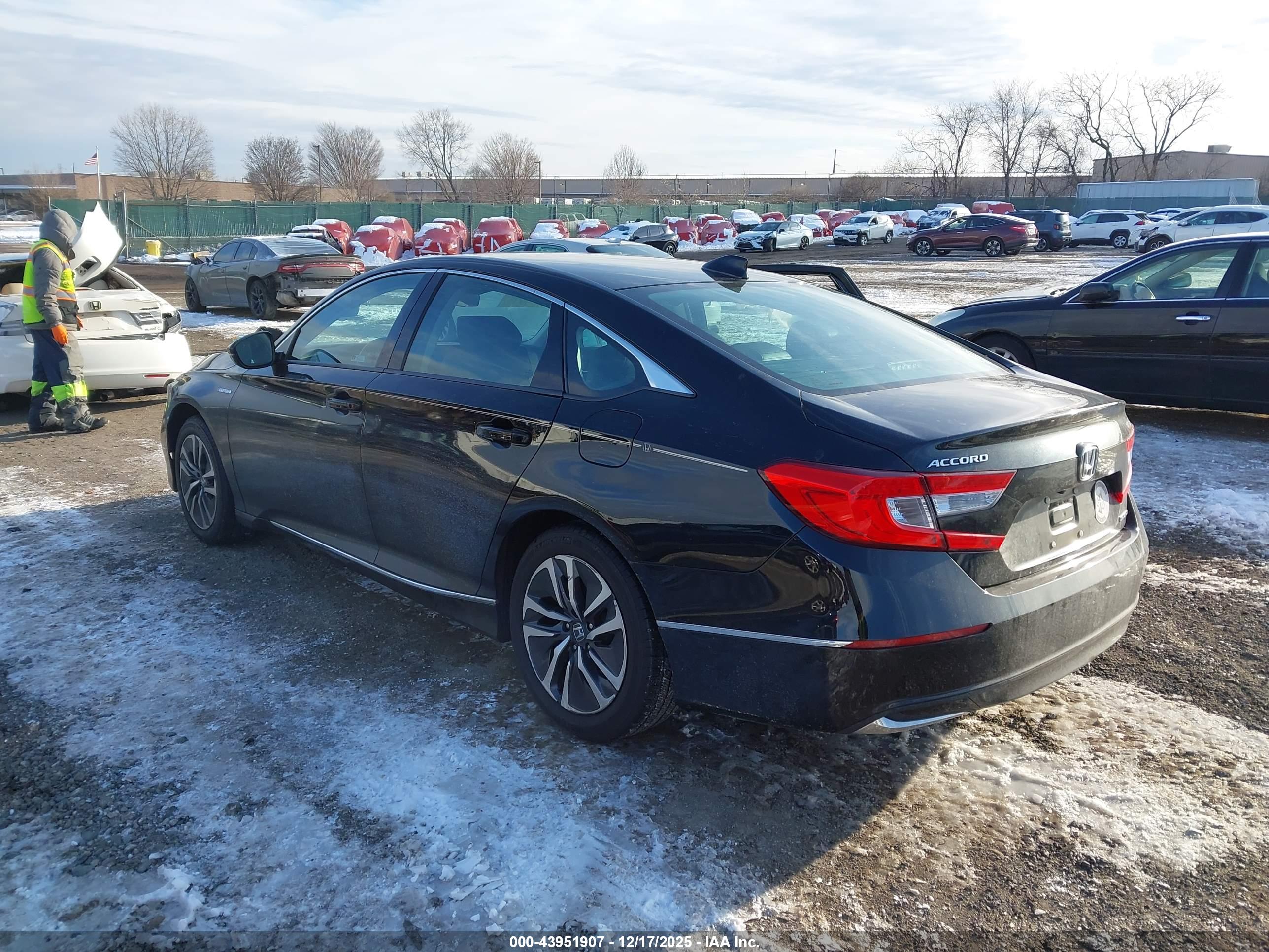 HONDA ACCORD image 3