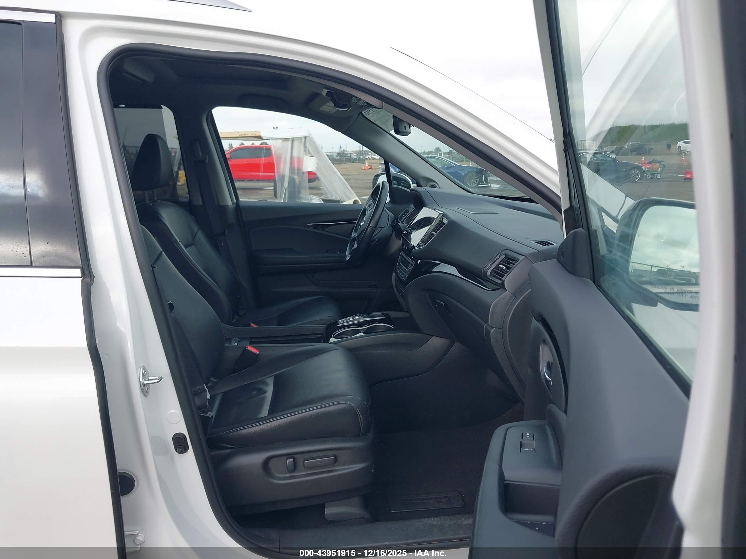 HONDA PILOT image 5