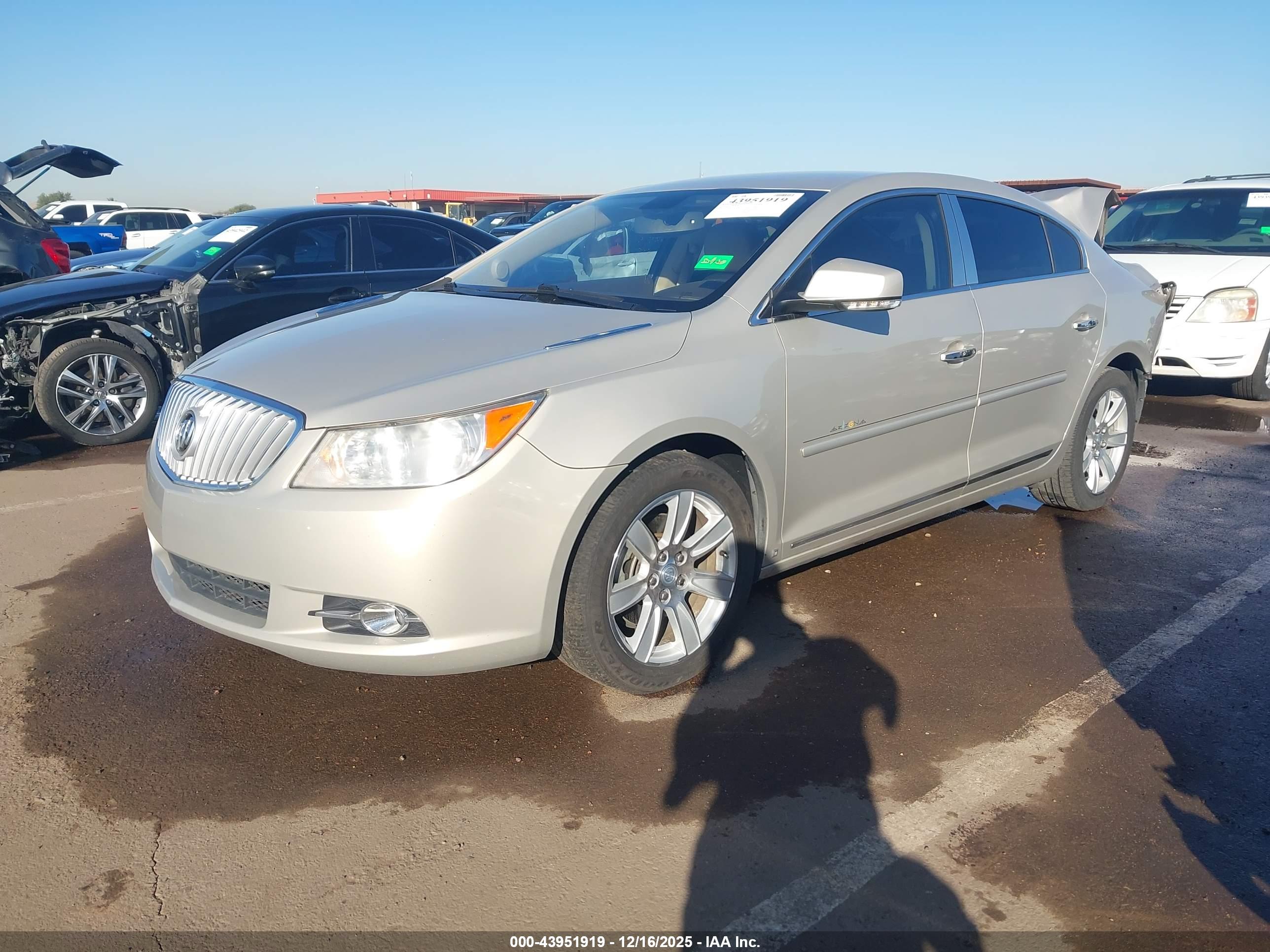 BUICK LACROSSE image 2