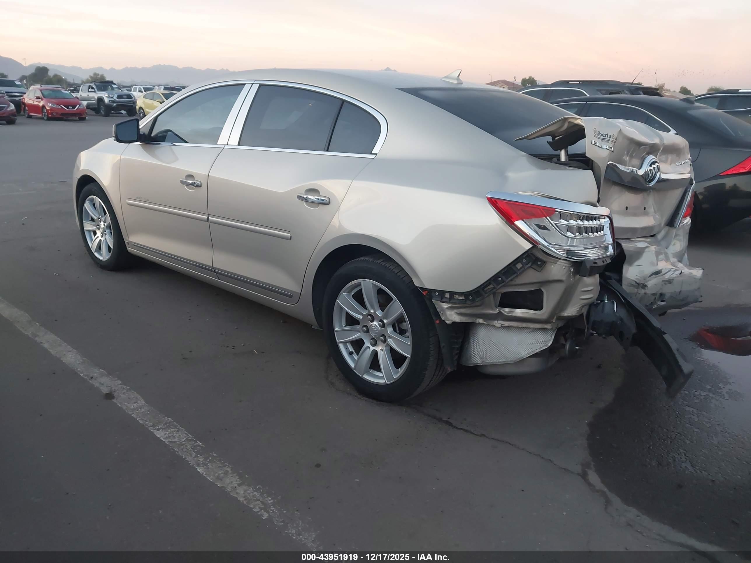 BUICK LACROSSE image 3